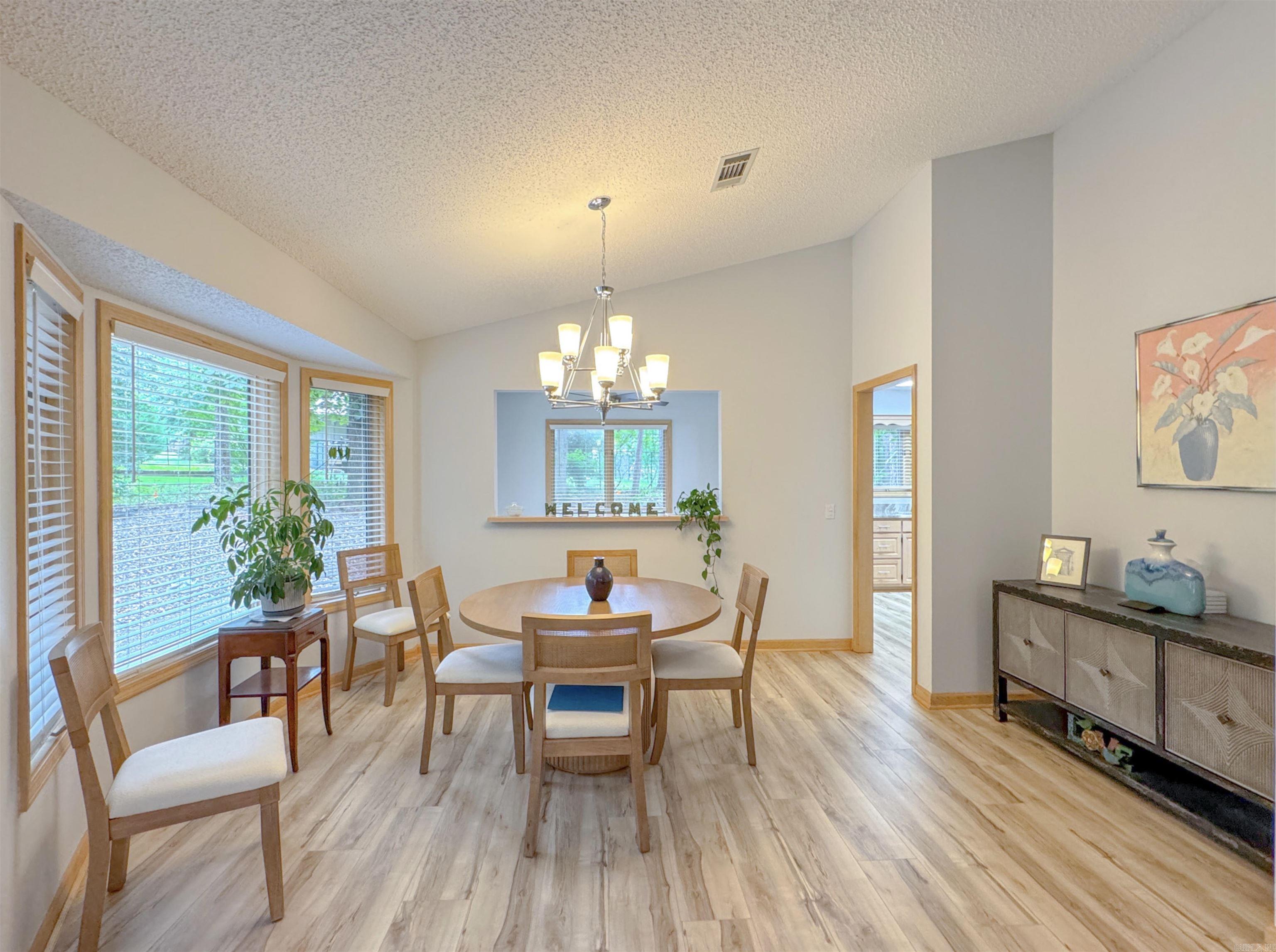 Villa Alegre - Residential