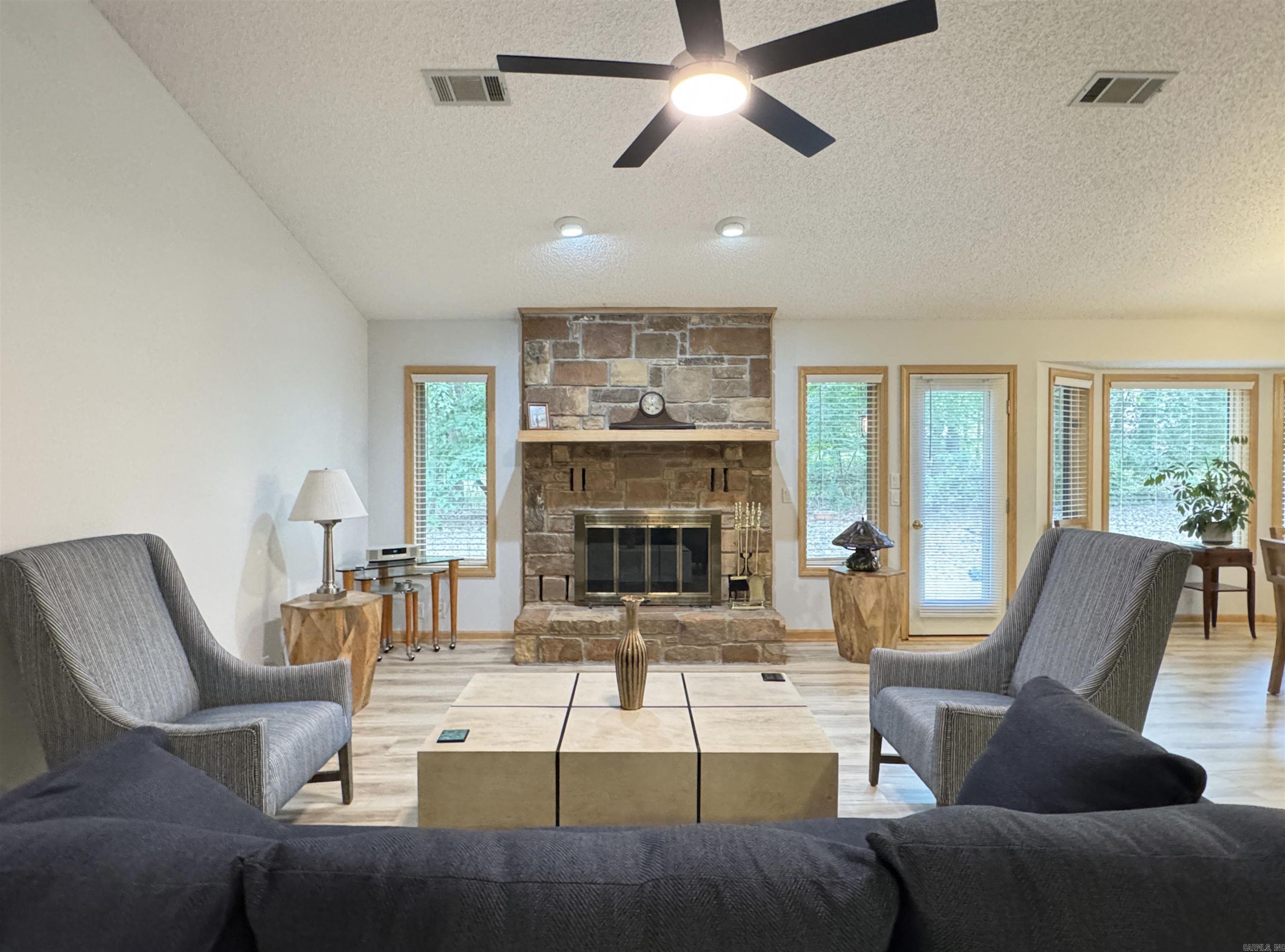 Villa Alegre - Residential