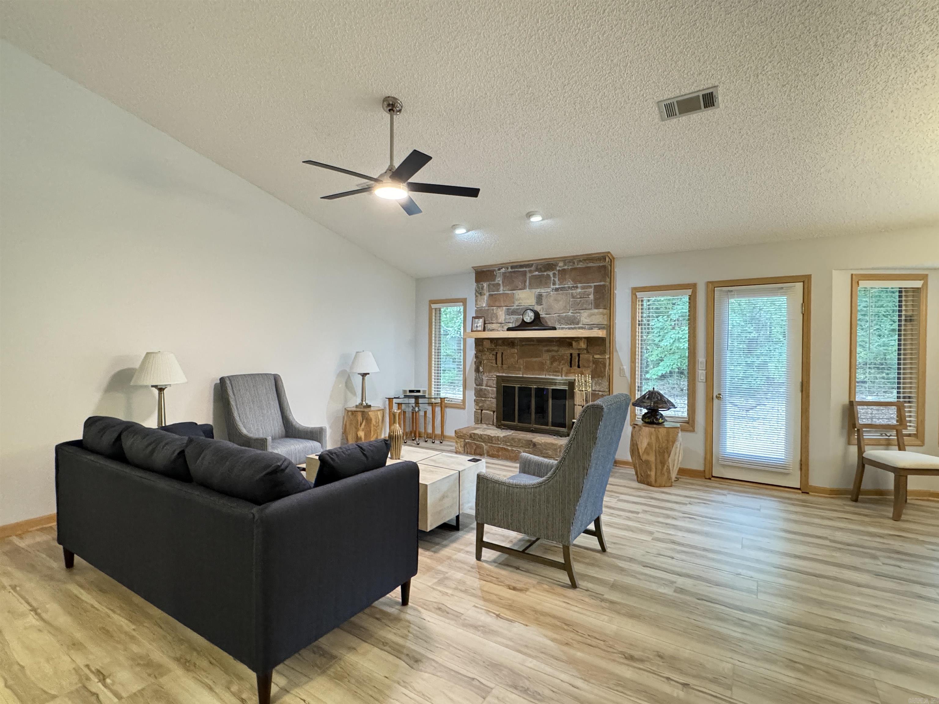 Villa Alegre - Residential