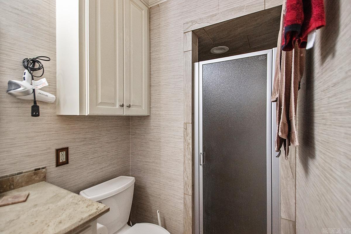 COUNTRY CLUB PARK - Residential