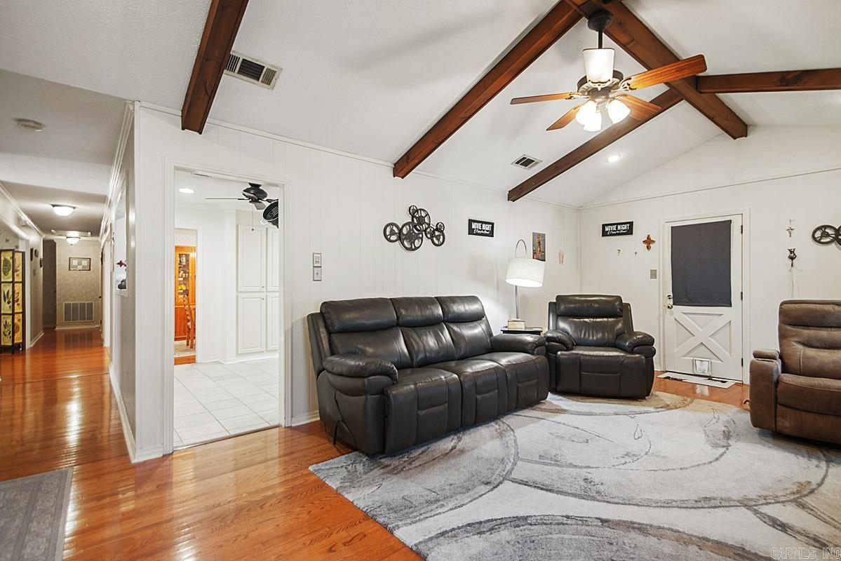 COUNTRY CLUB PARK - Residential