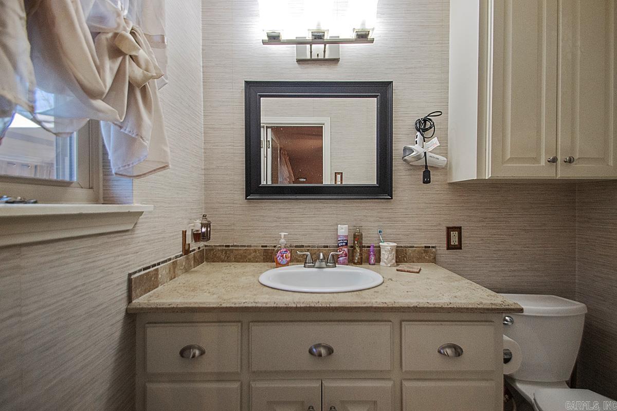 COUNTRY CLUB PARK - Residential