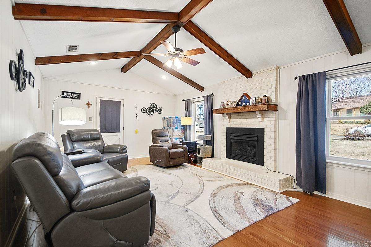 COUNTRY CLUB PARK - Residential