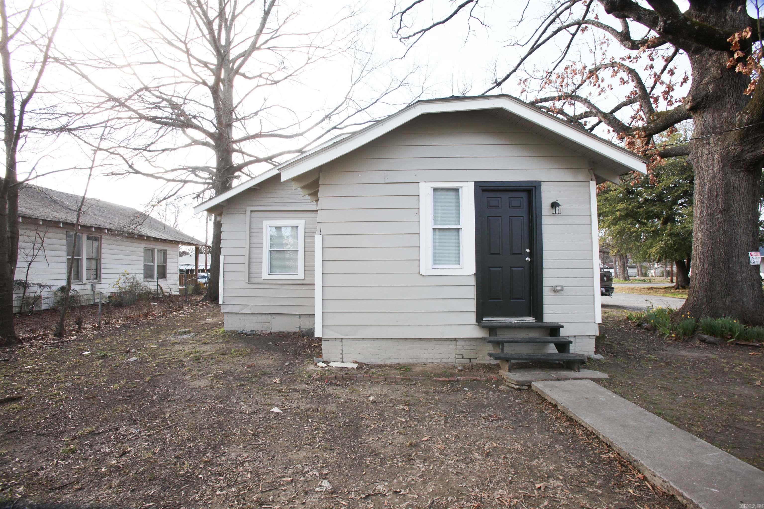 Missouri Pacific - Residential Lease