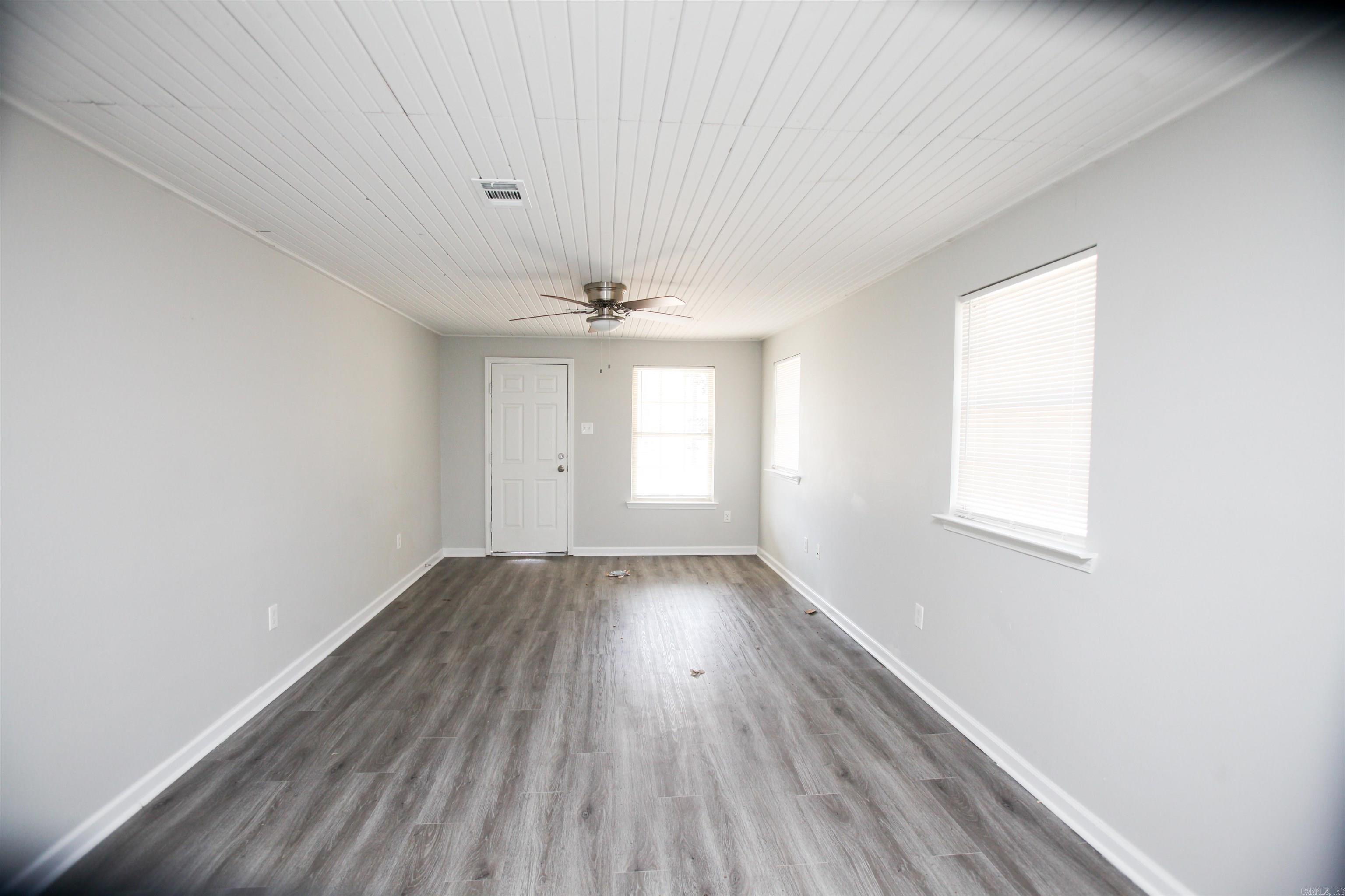 Missouri Pacific - Residential Lease