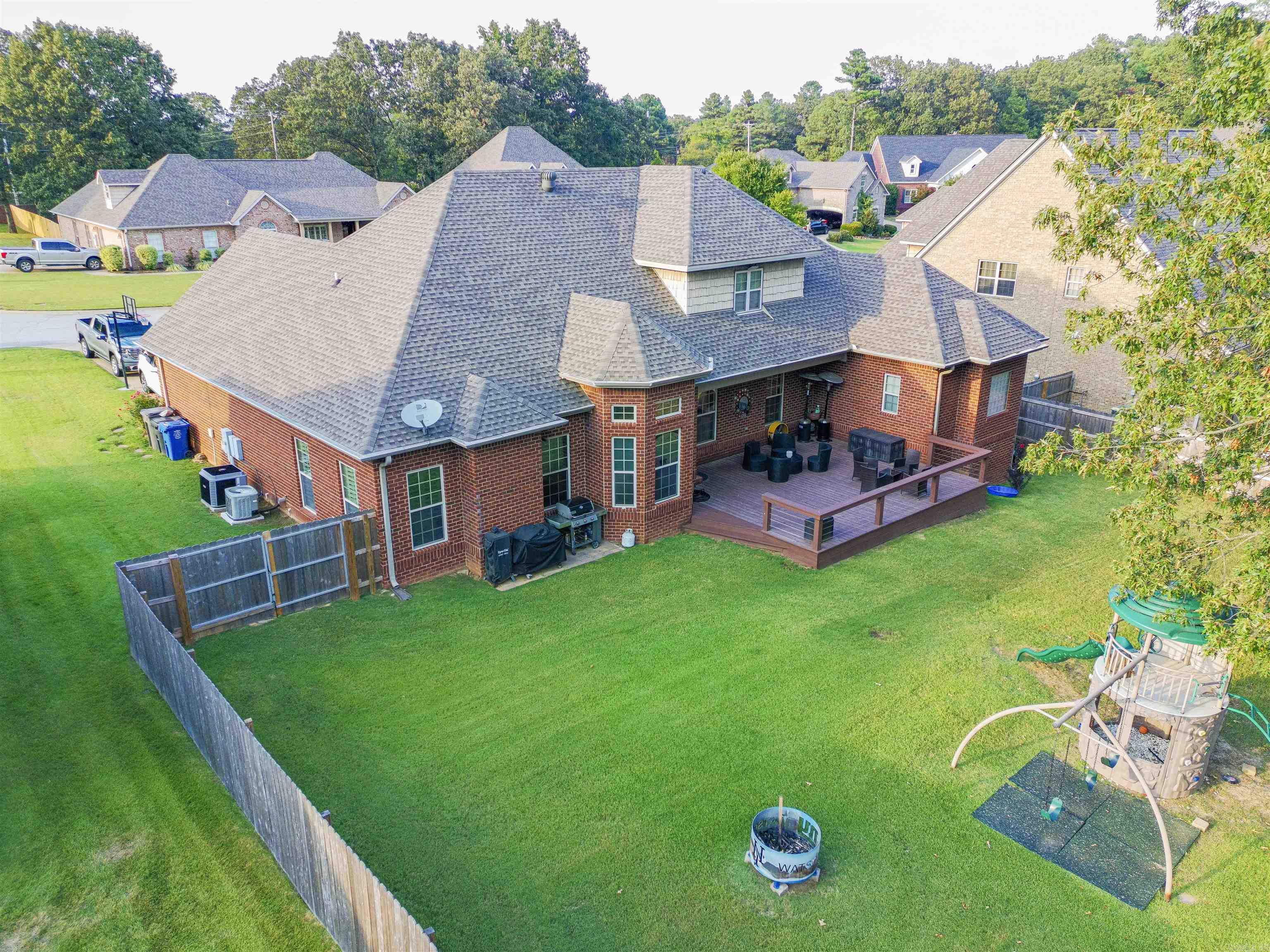 BARRINGTON PARK - Residential
