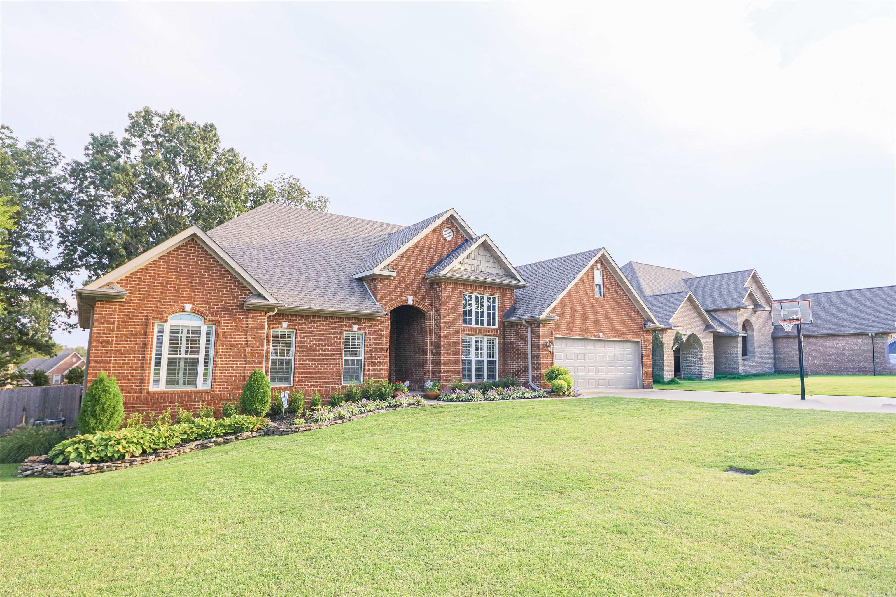 BARRINGTON PARK - Residential