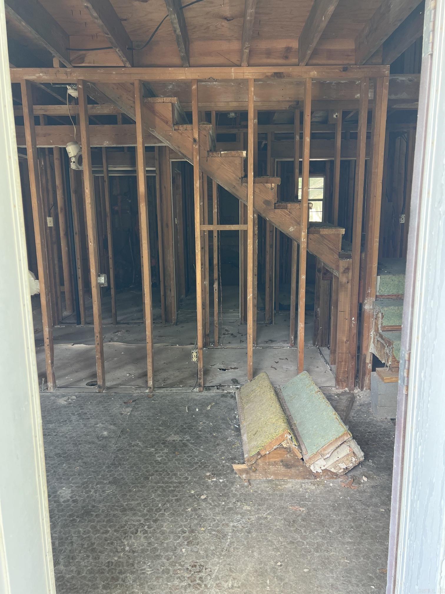 BROWN ADD TO JACK - Residential