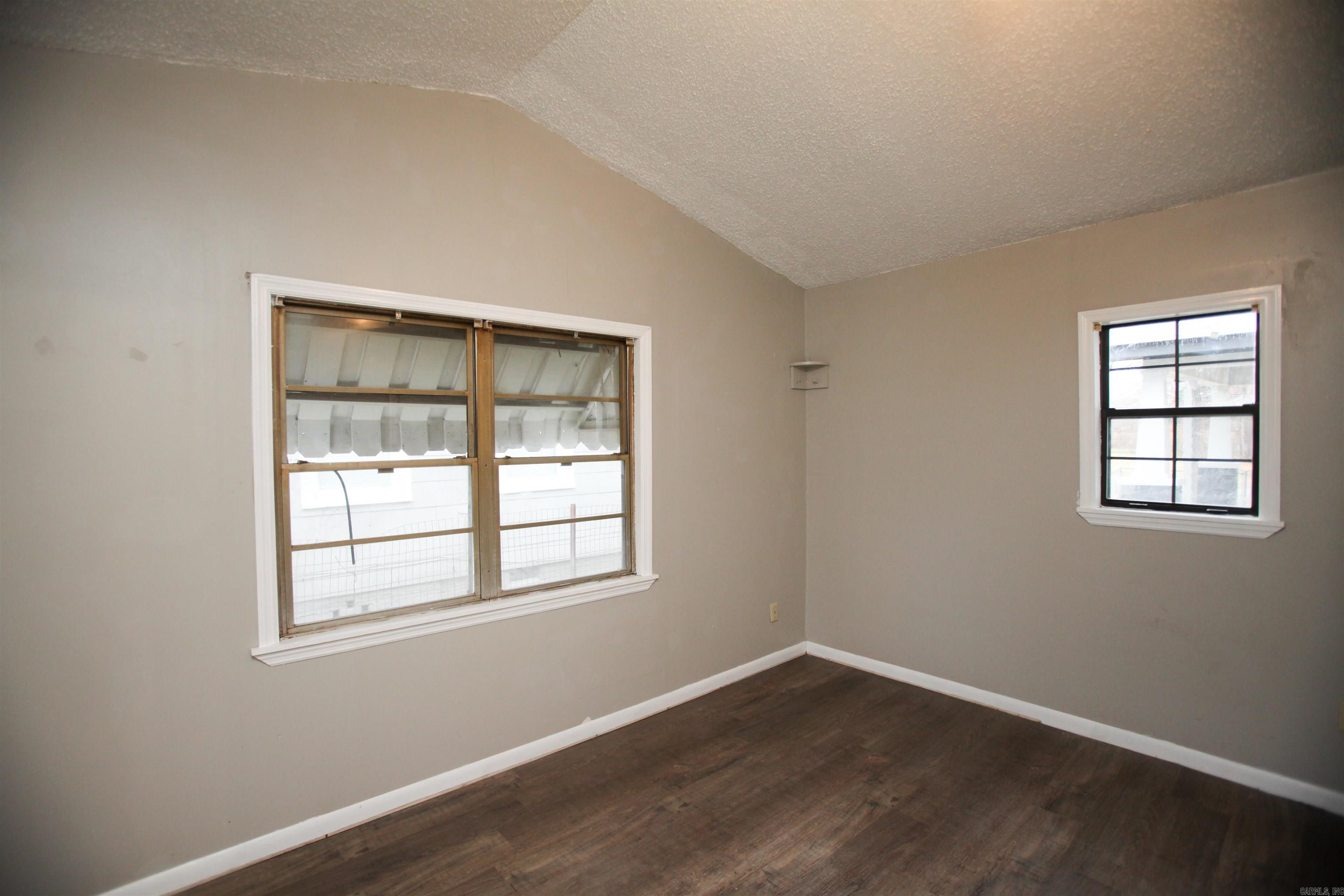 Vestals - Residential Lease