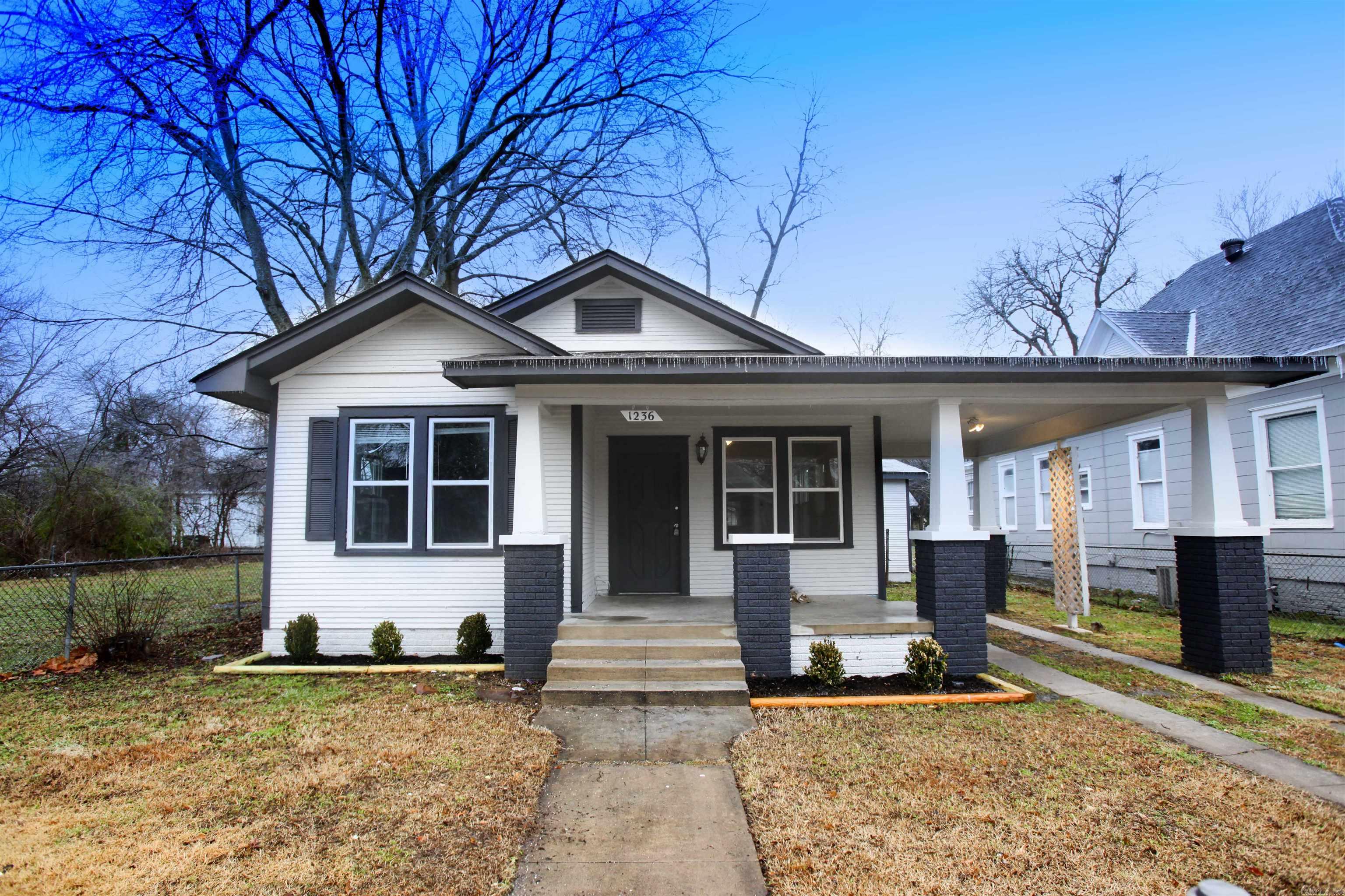 Vestals - Residential Lease