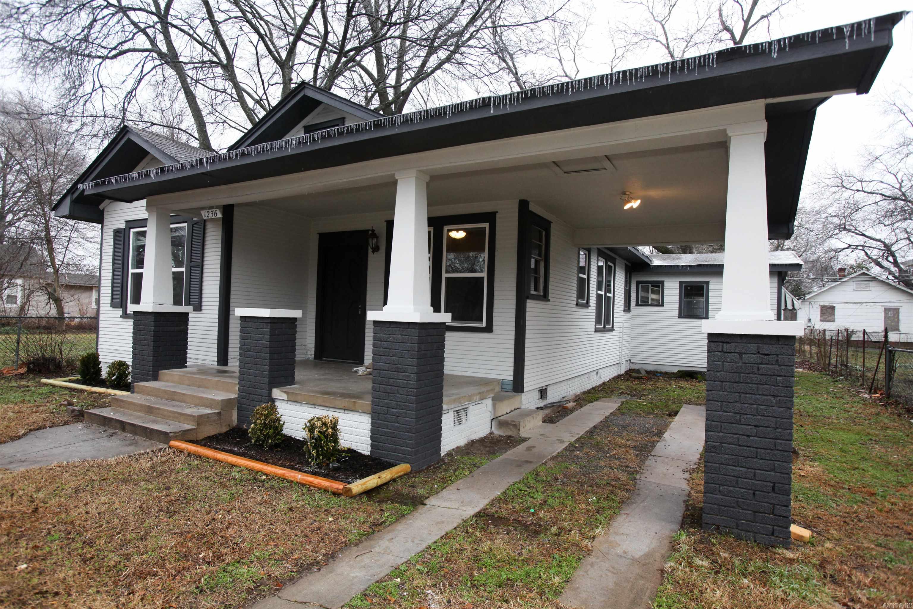 Vestals - Residential Lease