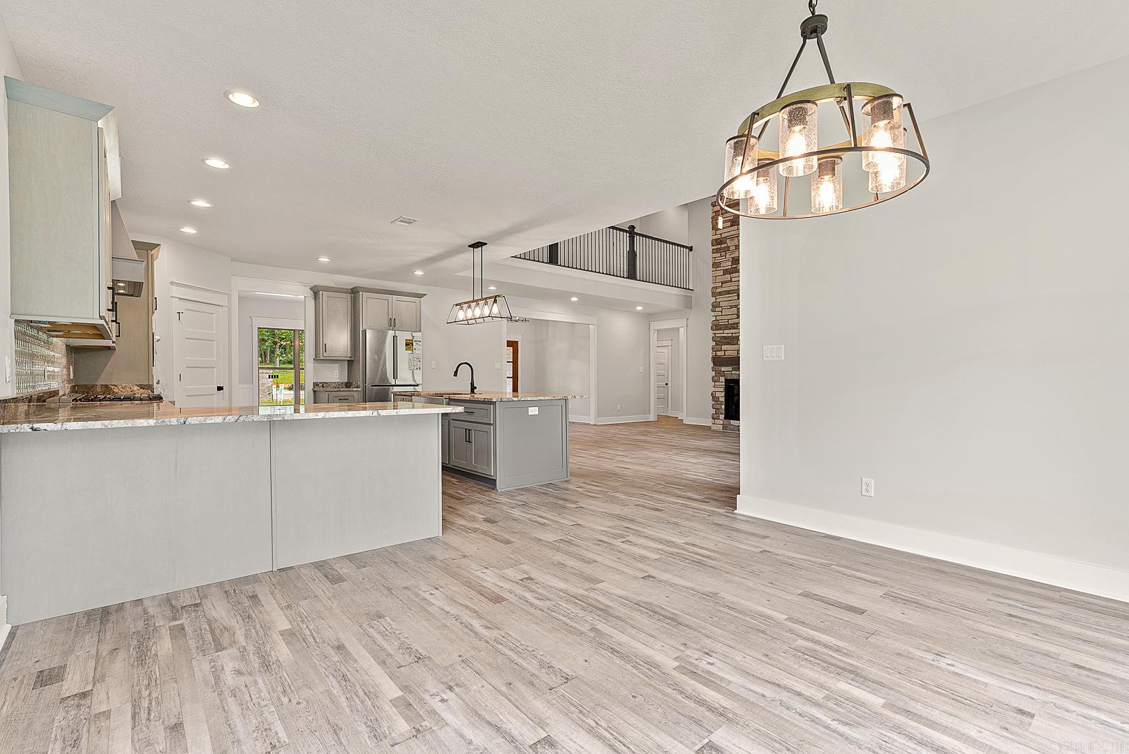 Creekwood - Residential
