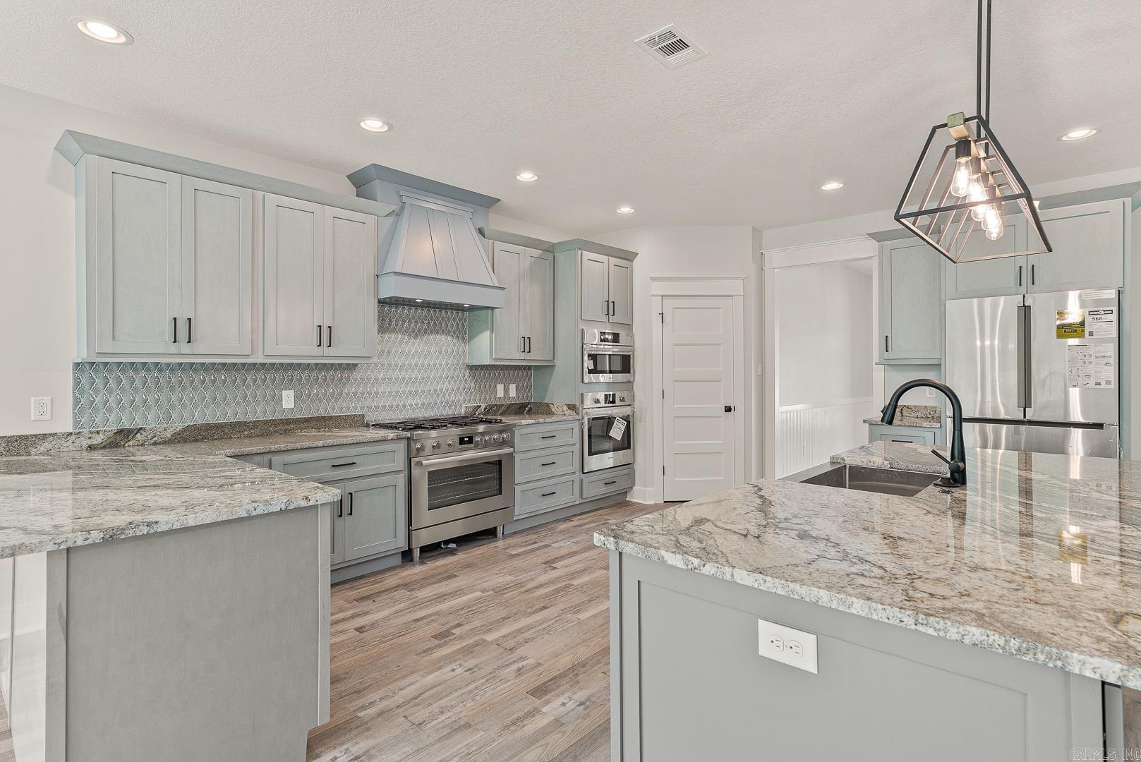Creekwood - Residential