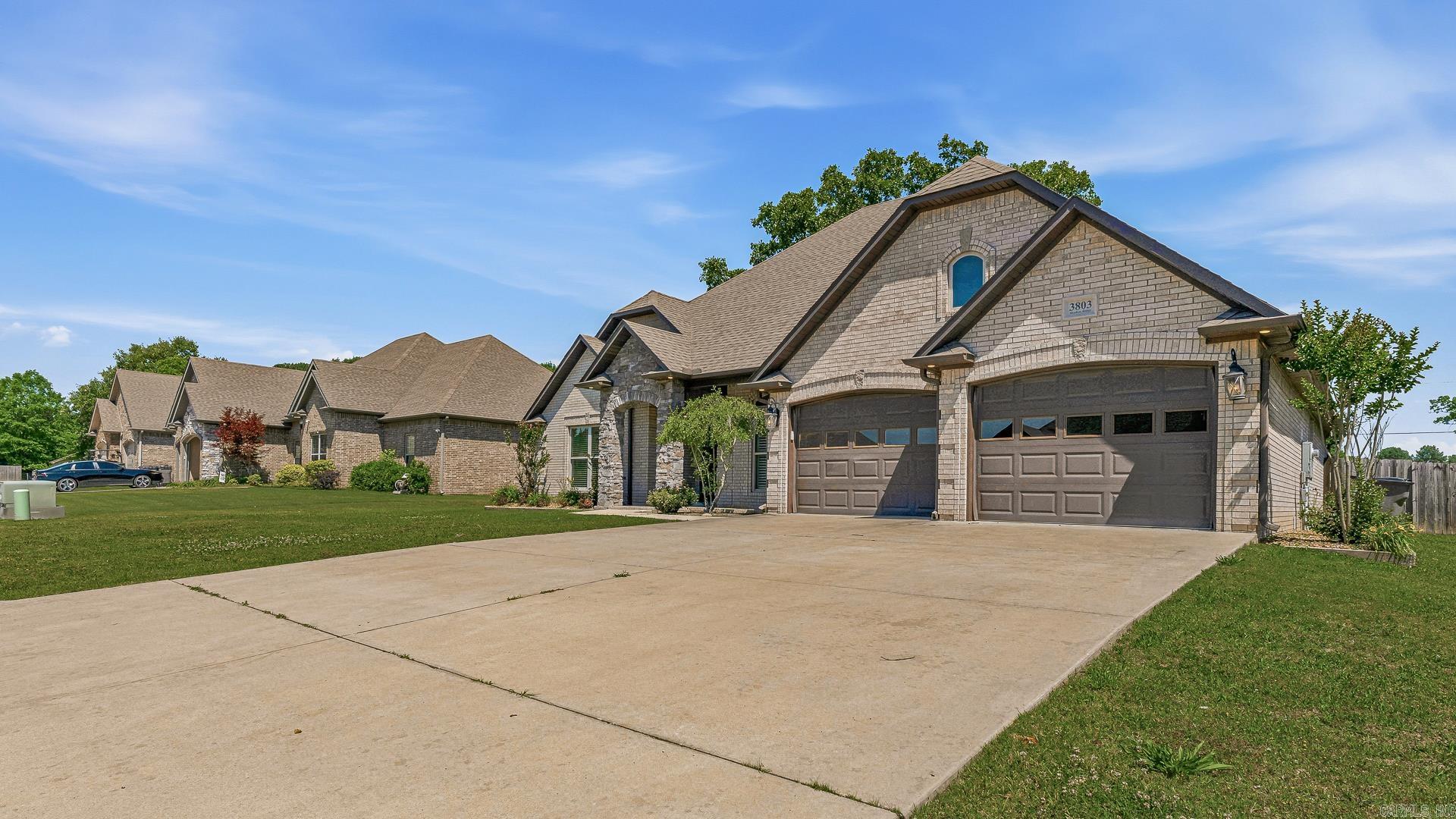 SHADOW RIDGE - Residential