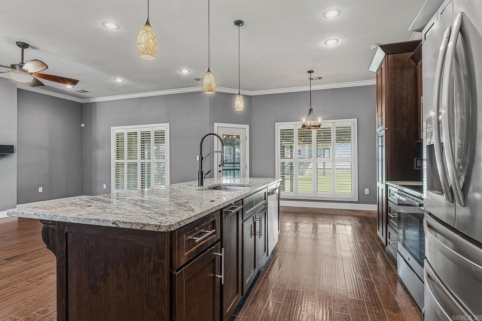 SHADOW RIDGE - Residential