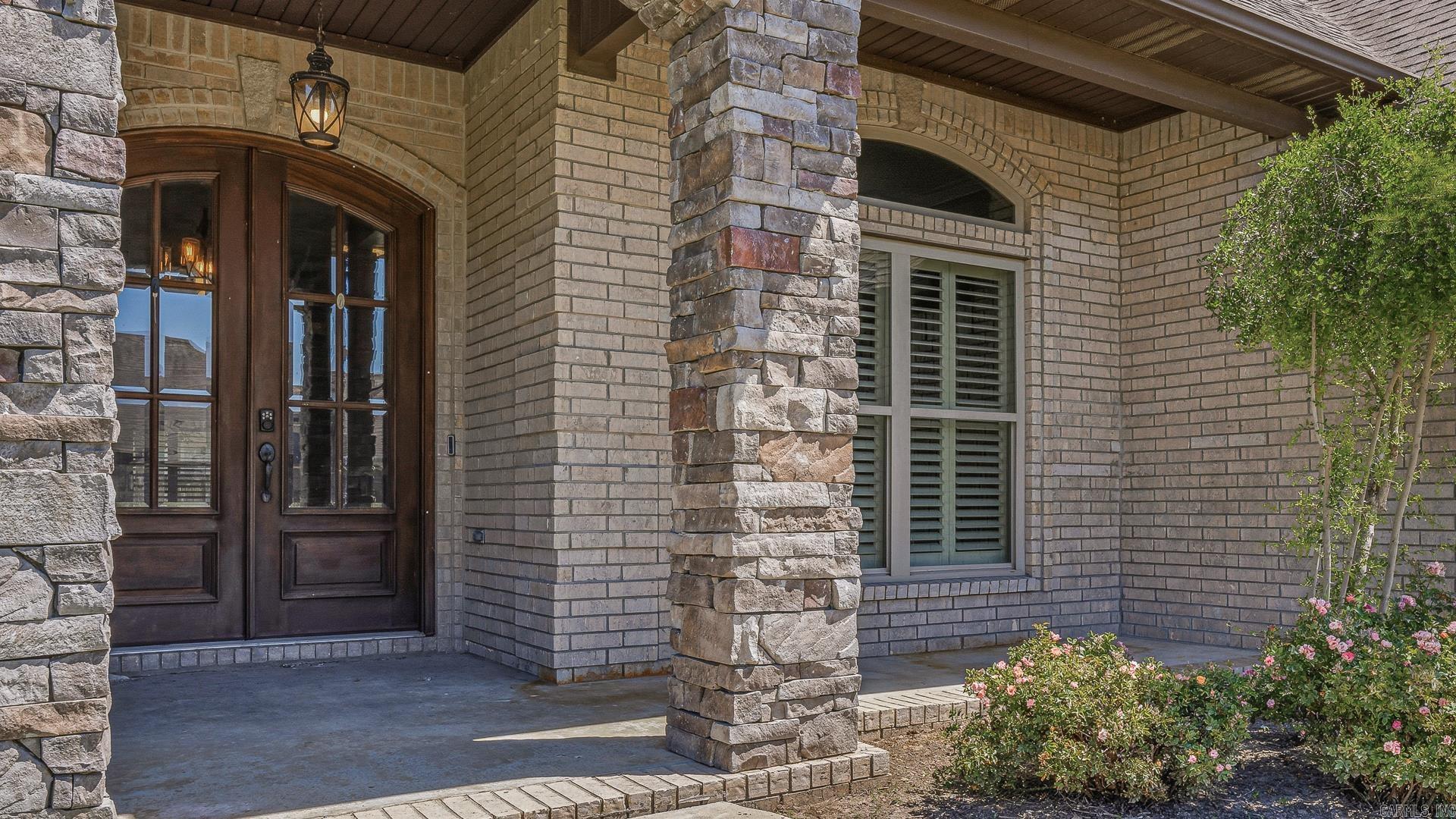 SHADOW RIDGE - Residential