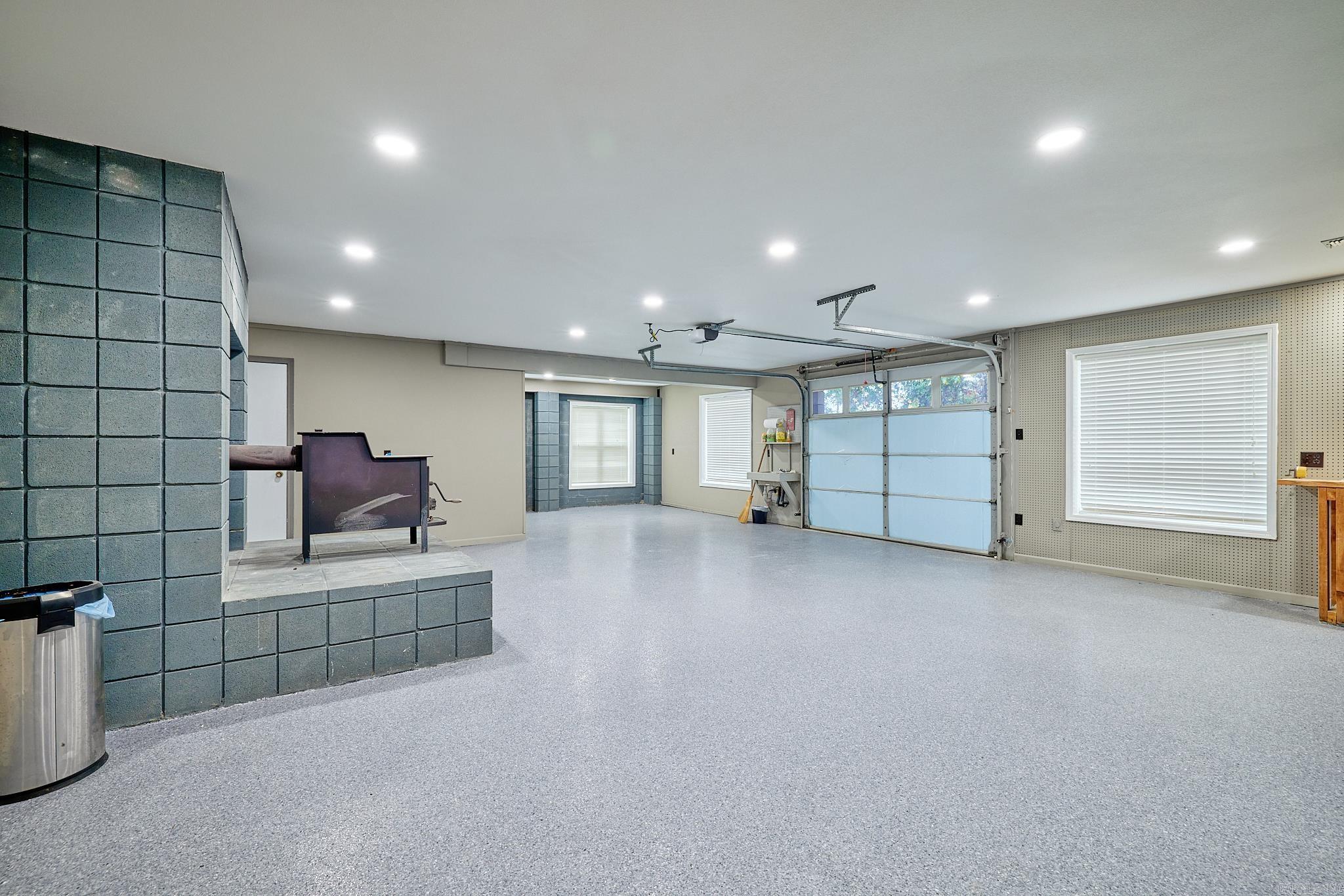 DIERKS FORESTS - Residential