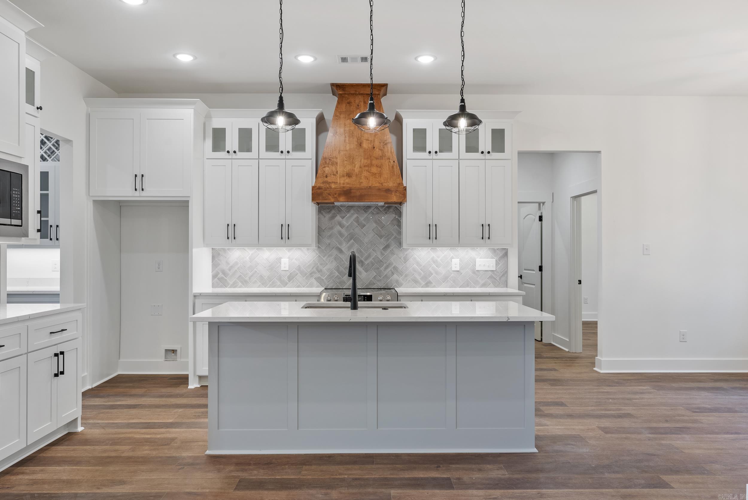 DENALI HEIGHTS - Residential