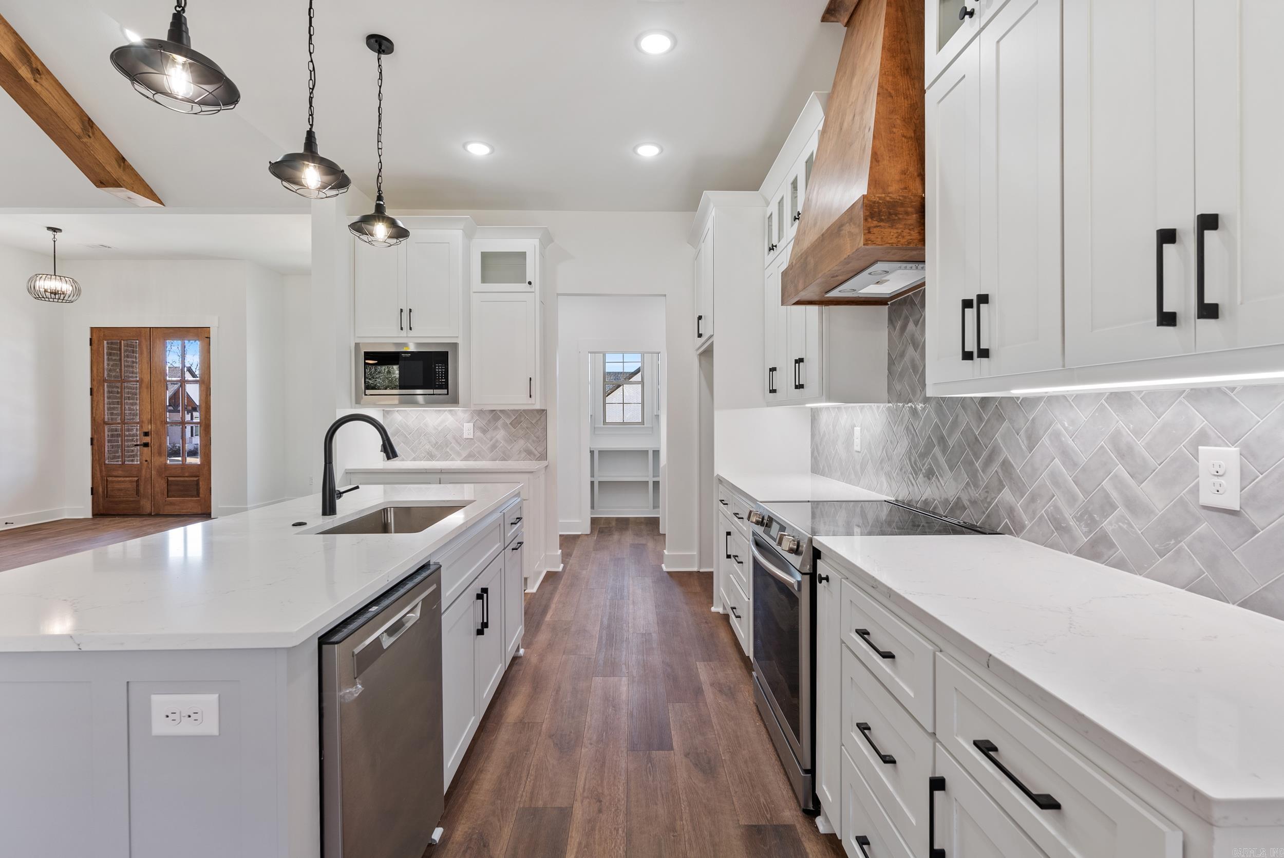 DENALI HEIGHTS - Residential