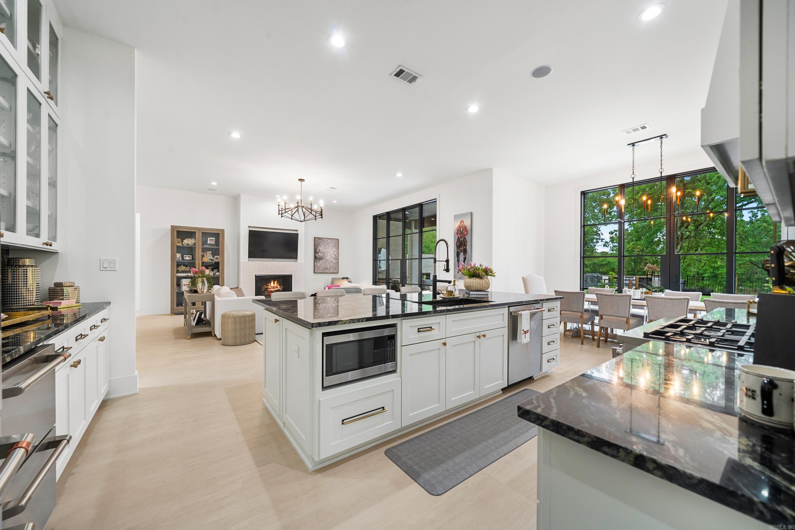 CANTERBURY HEIGHTS - Residential