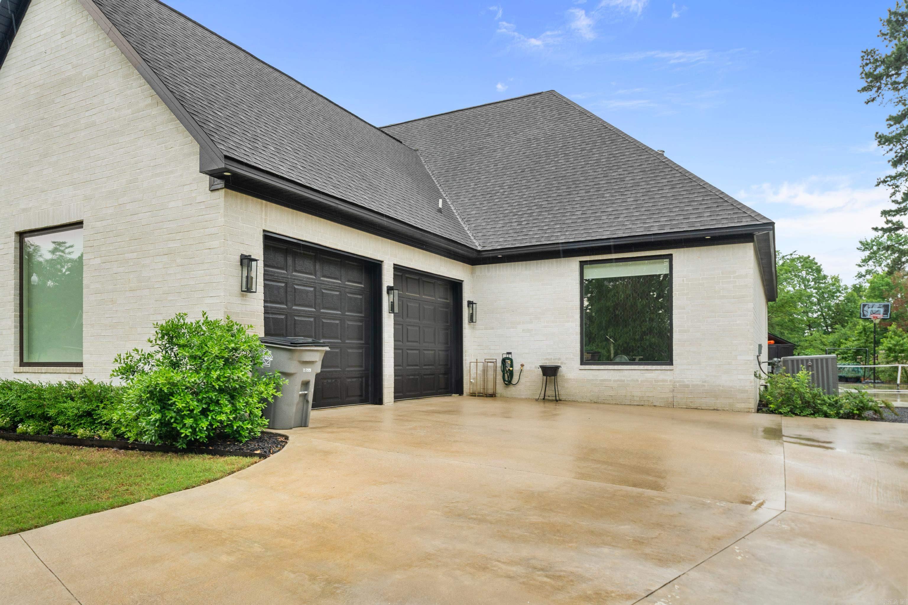 CANTERBURY HEIGHTS - Residential