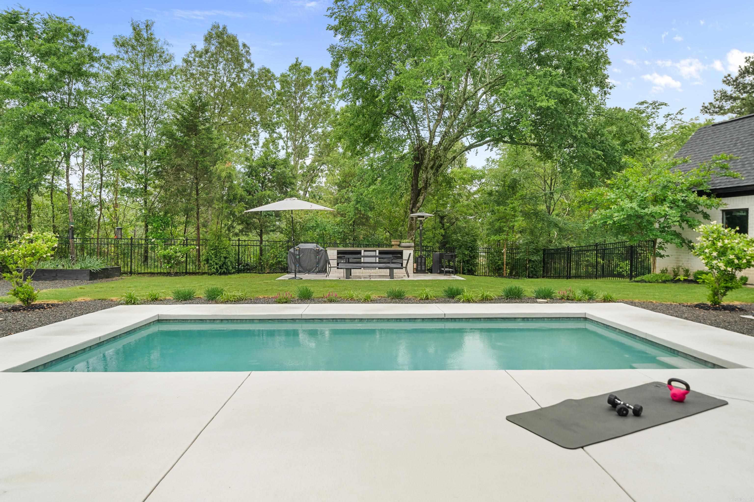 CANTERBURY HEIGHTS - Residential