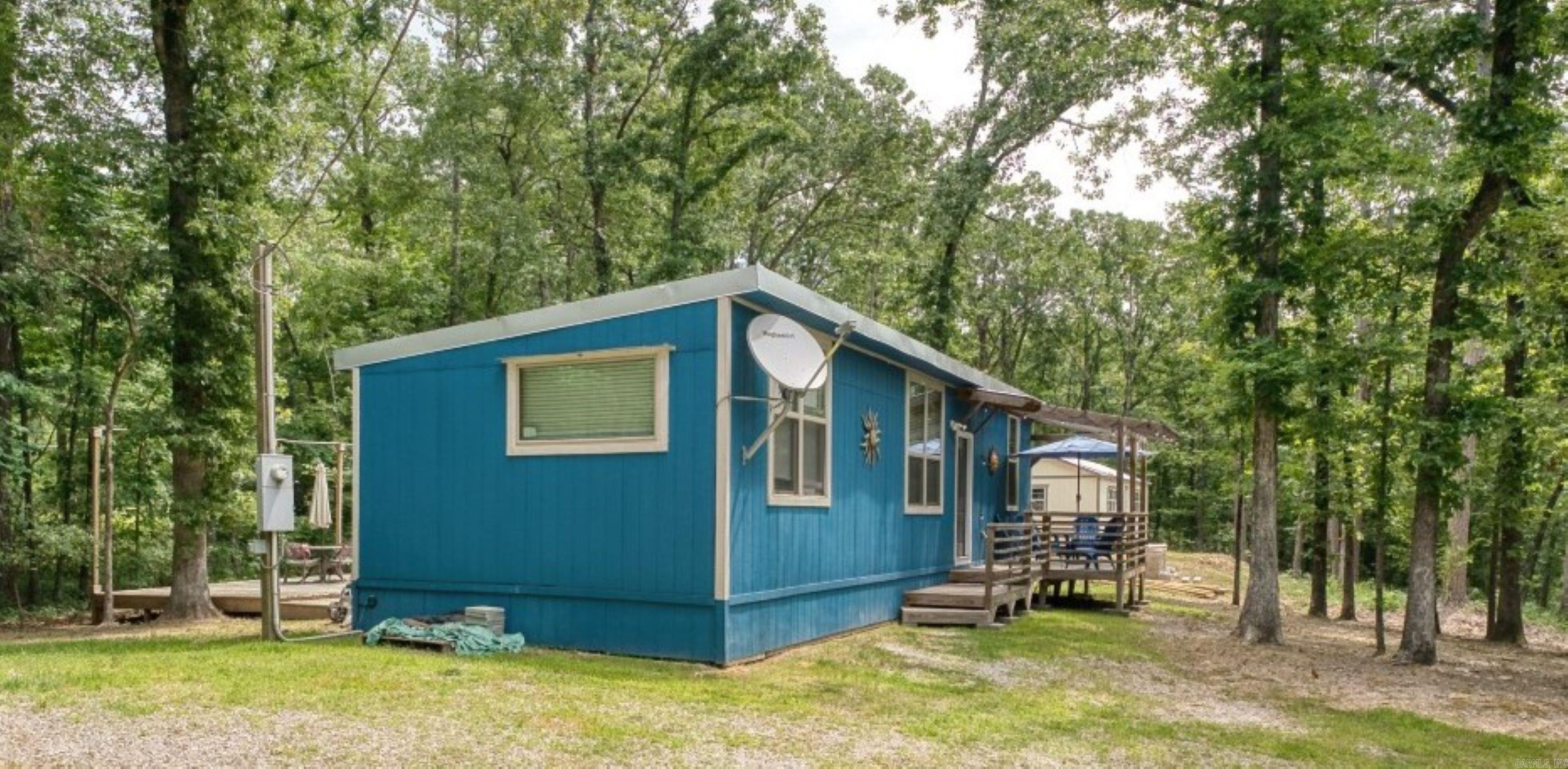 ARKRIDGE LAKE ESTATES - Residential