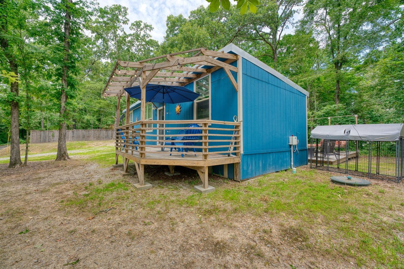 ARKRIDGE LAKE ESTATES - Residential