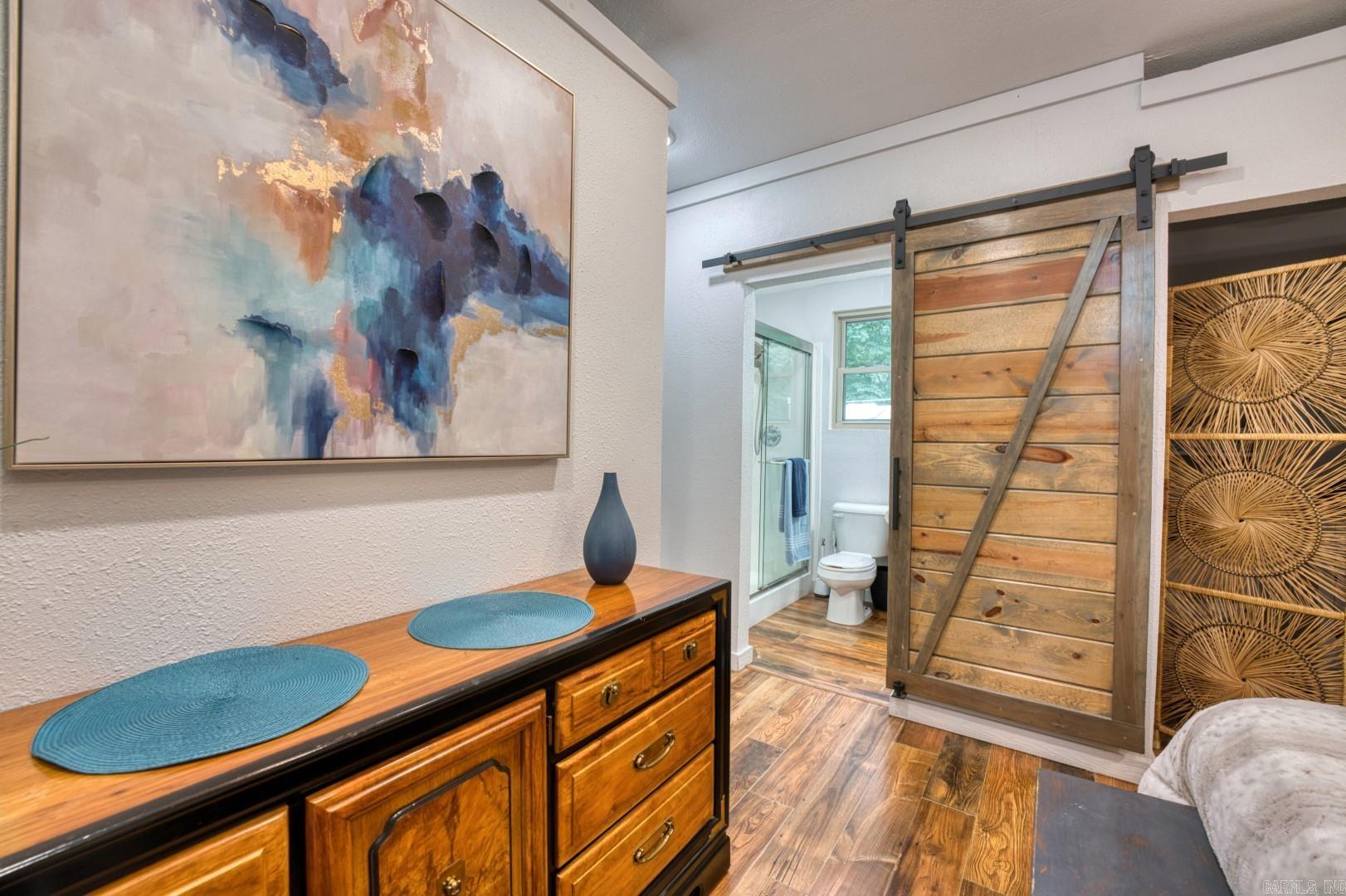 ARKRIDGE LAKE ESTATES - Residential