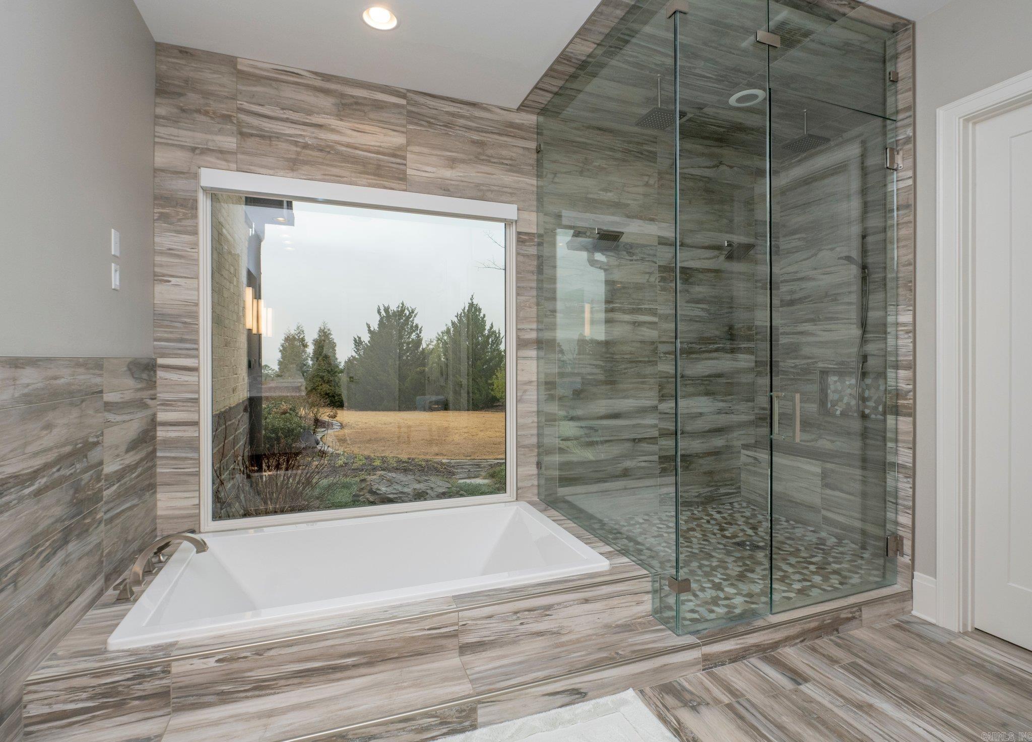 WATER RIDGE ESTATES - Residential