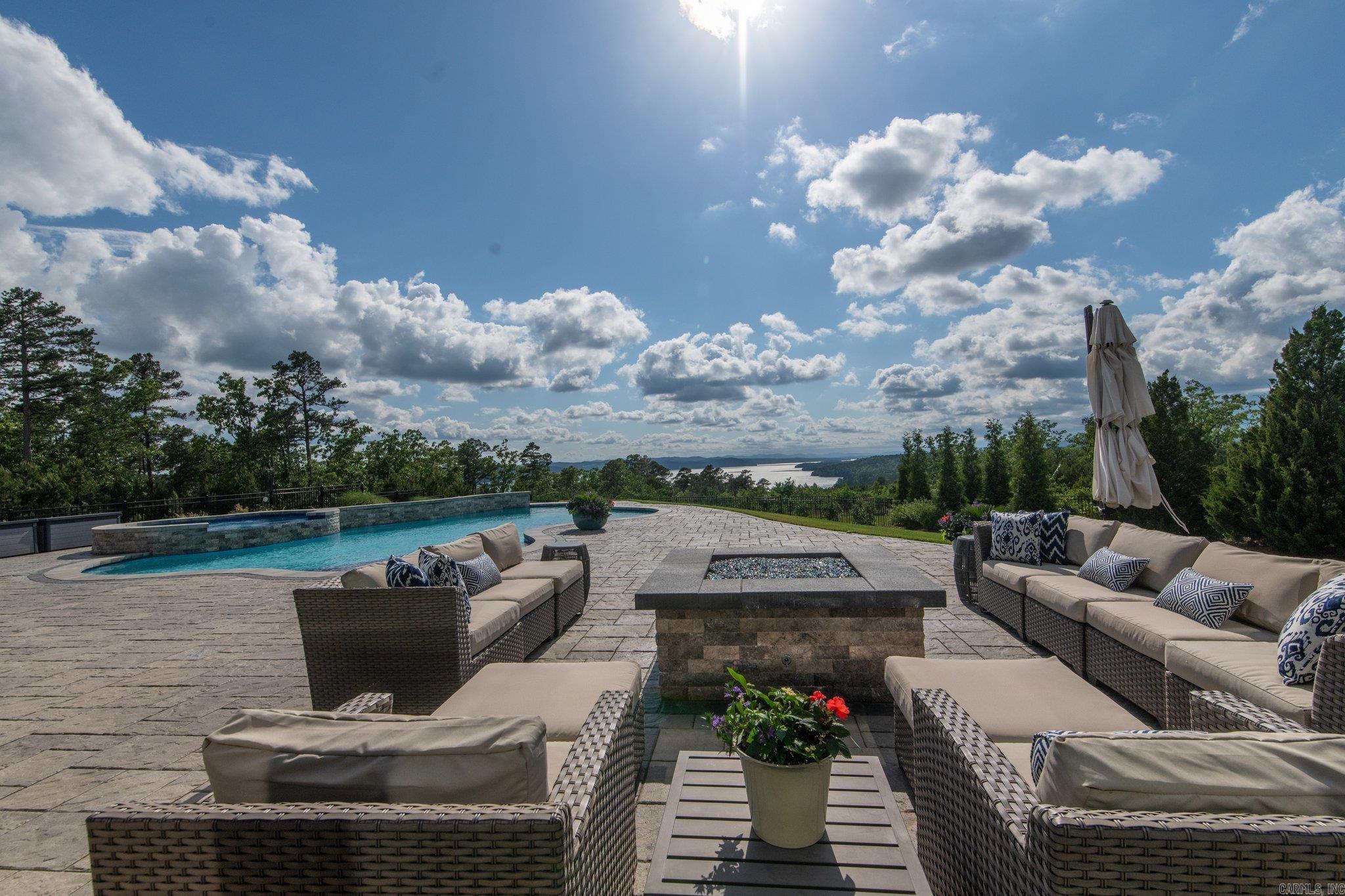 WATER RIDGE ESTATES - Residential