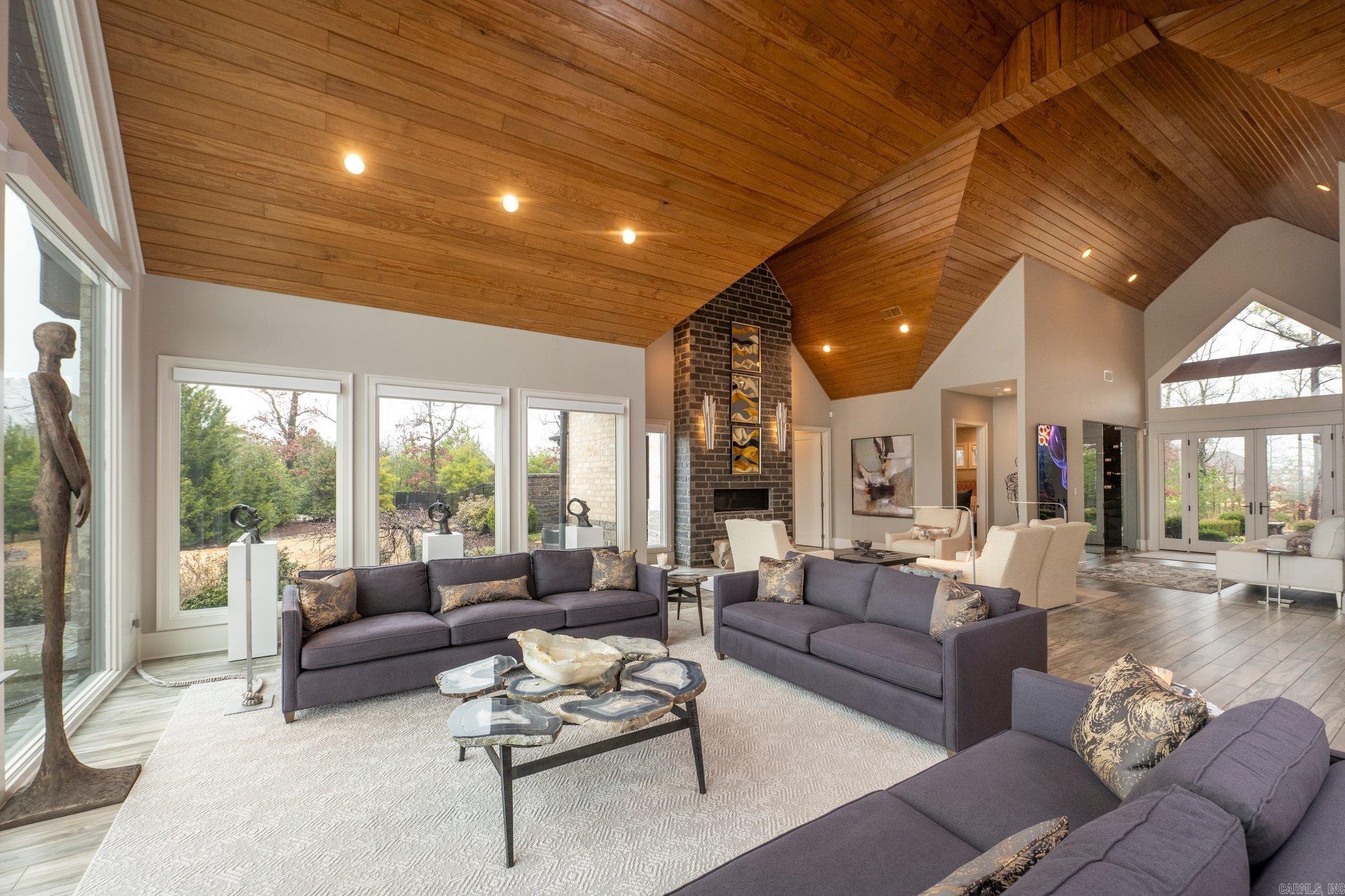 WATER RIDGE ESTATES - Residential