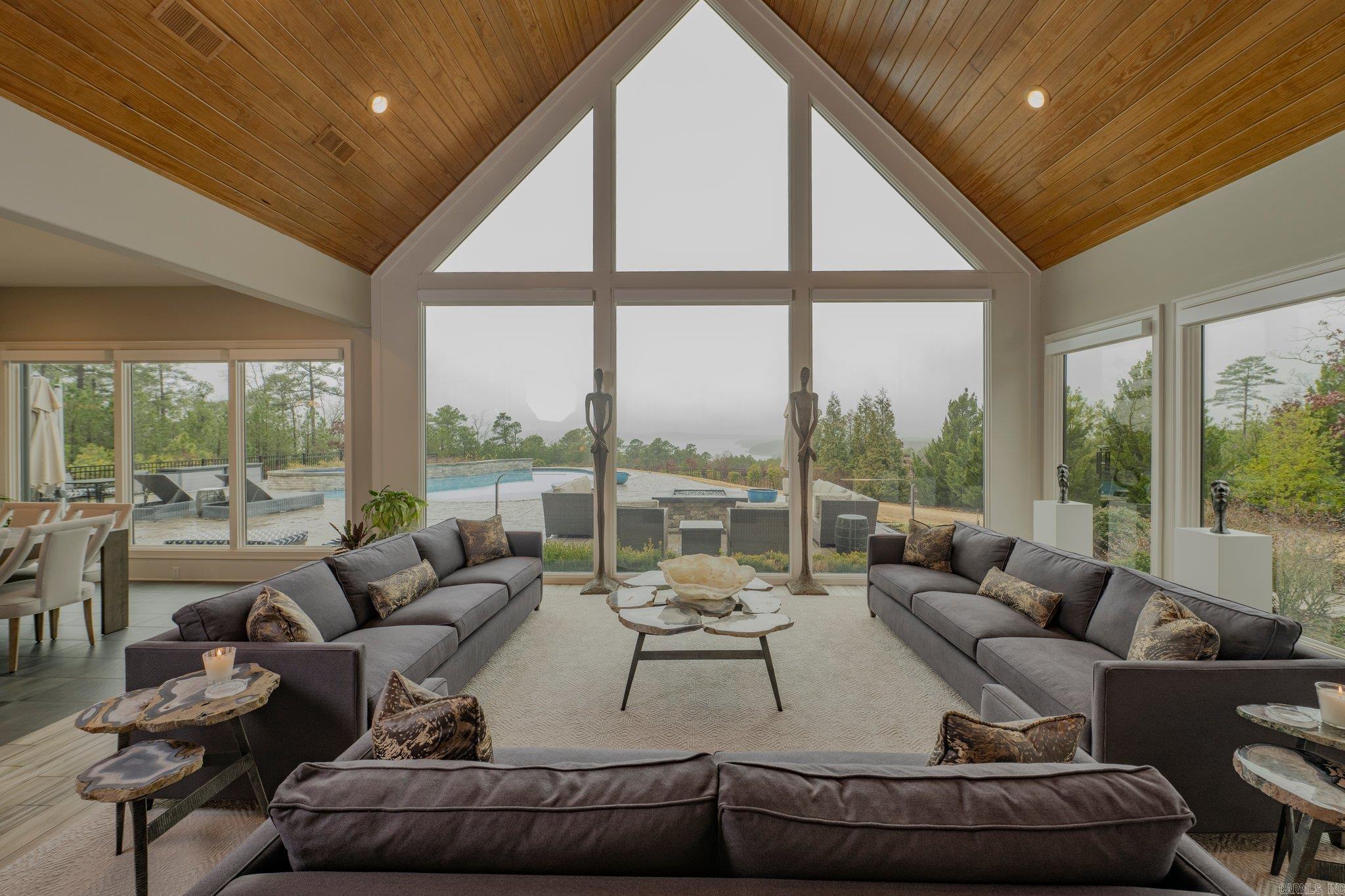 WATER RIDGE ESTATES - Residential