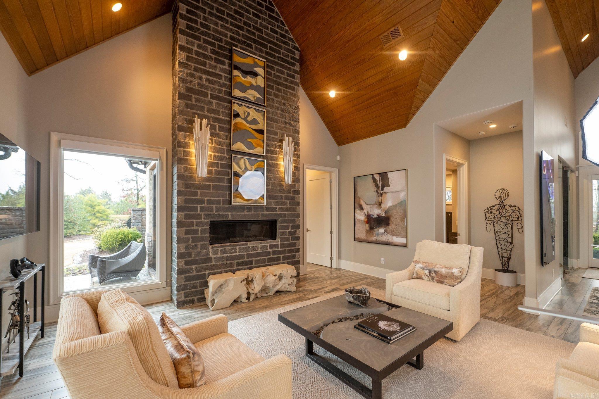 WATER RIDGE ESTATES - Residential