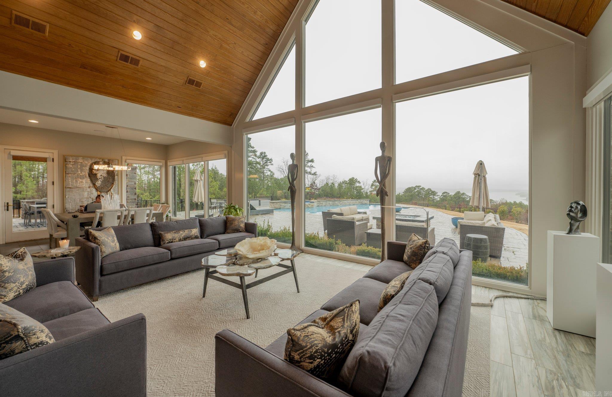 WATER RIDGE ESTATES - Residential