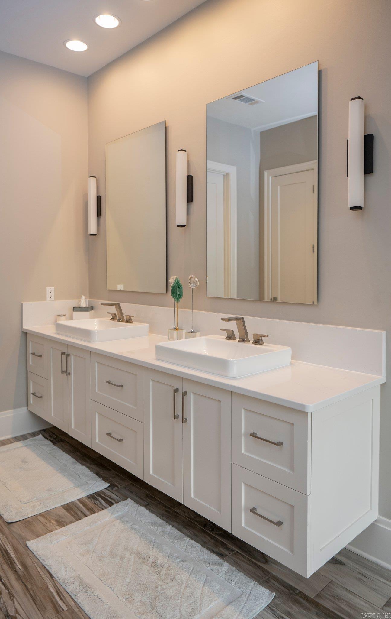 WATER RIDGE ESTATES - Residential