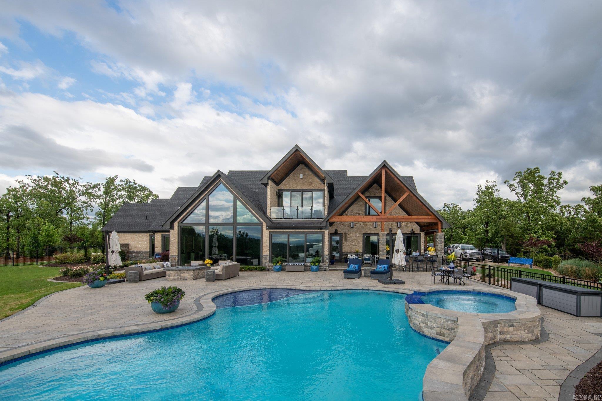 WATER RIDGE ESTATES - Residential