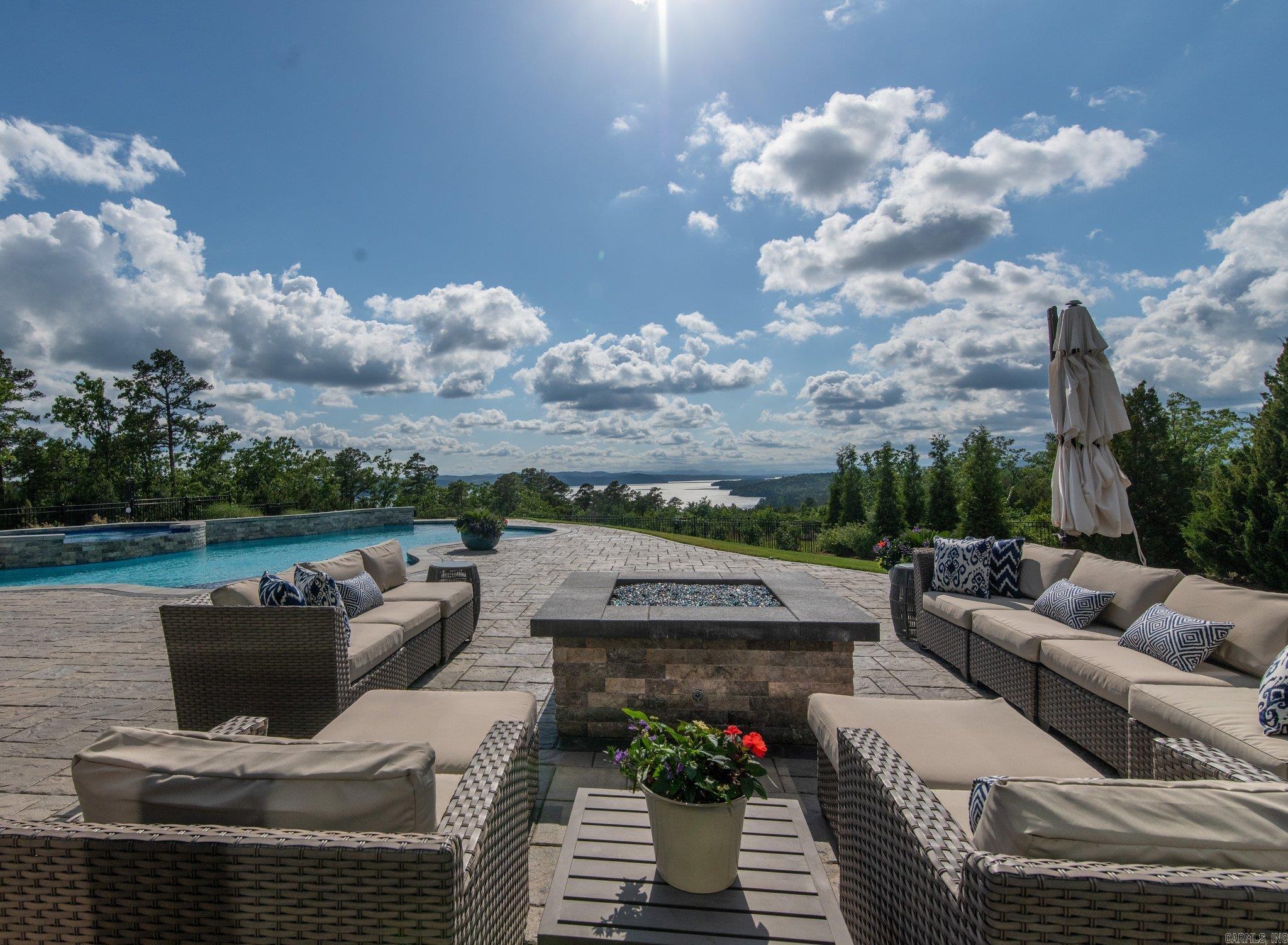 WATER RIDGE ESTATES - Residential