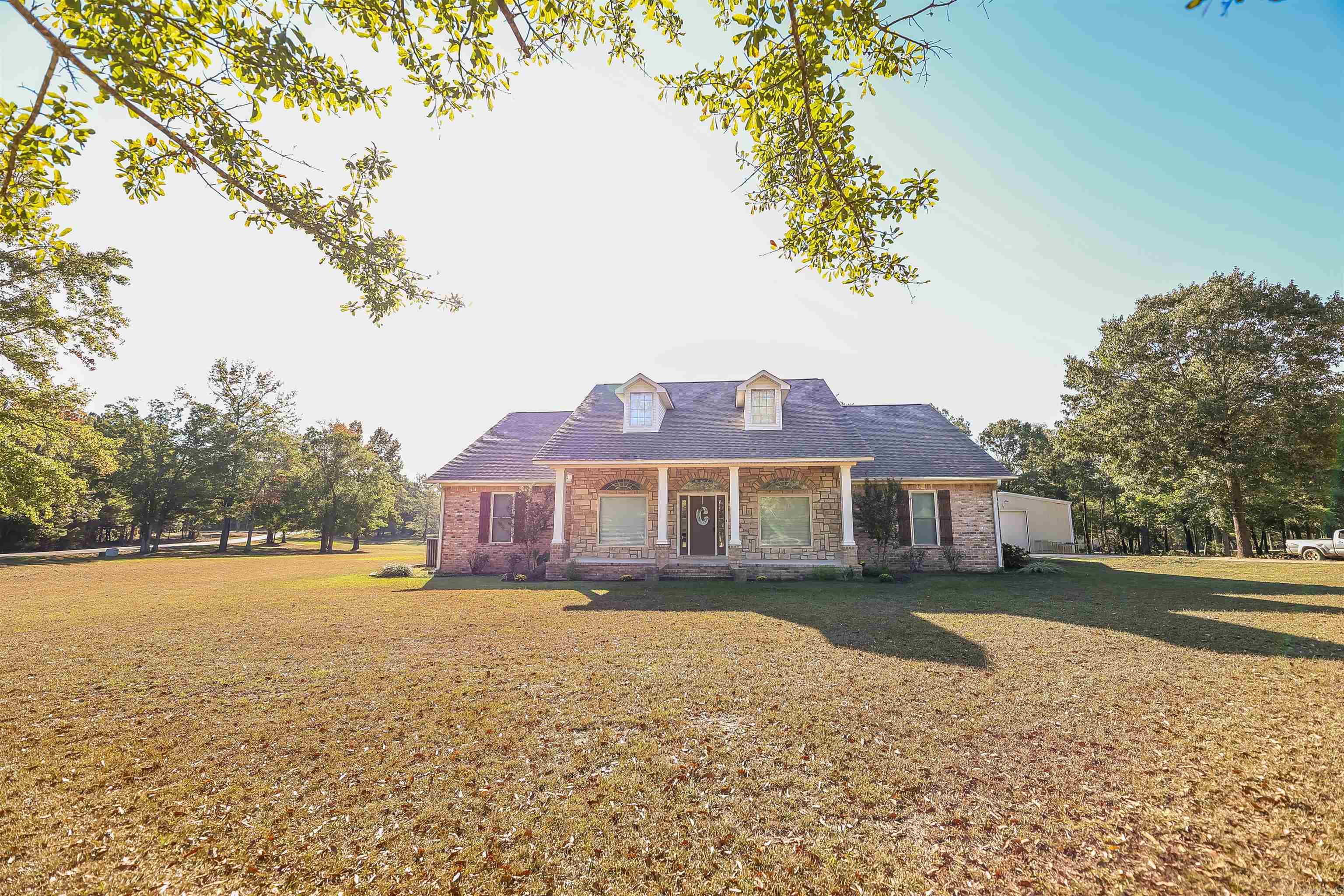 DRY CREEK ESTATES - Residential