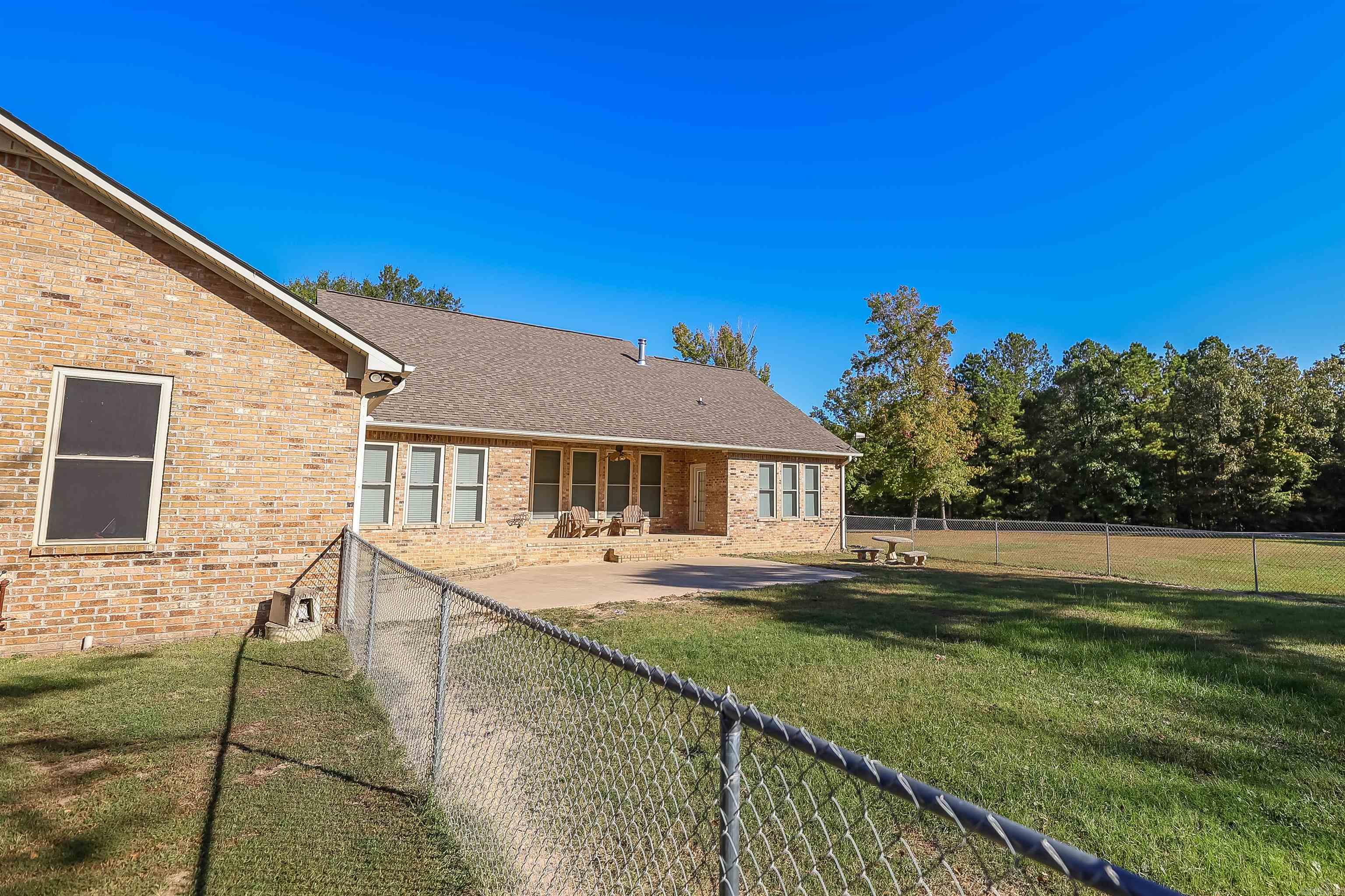 DRY CREEK ESTATES - Residential