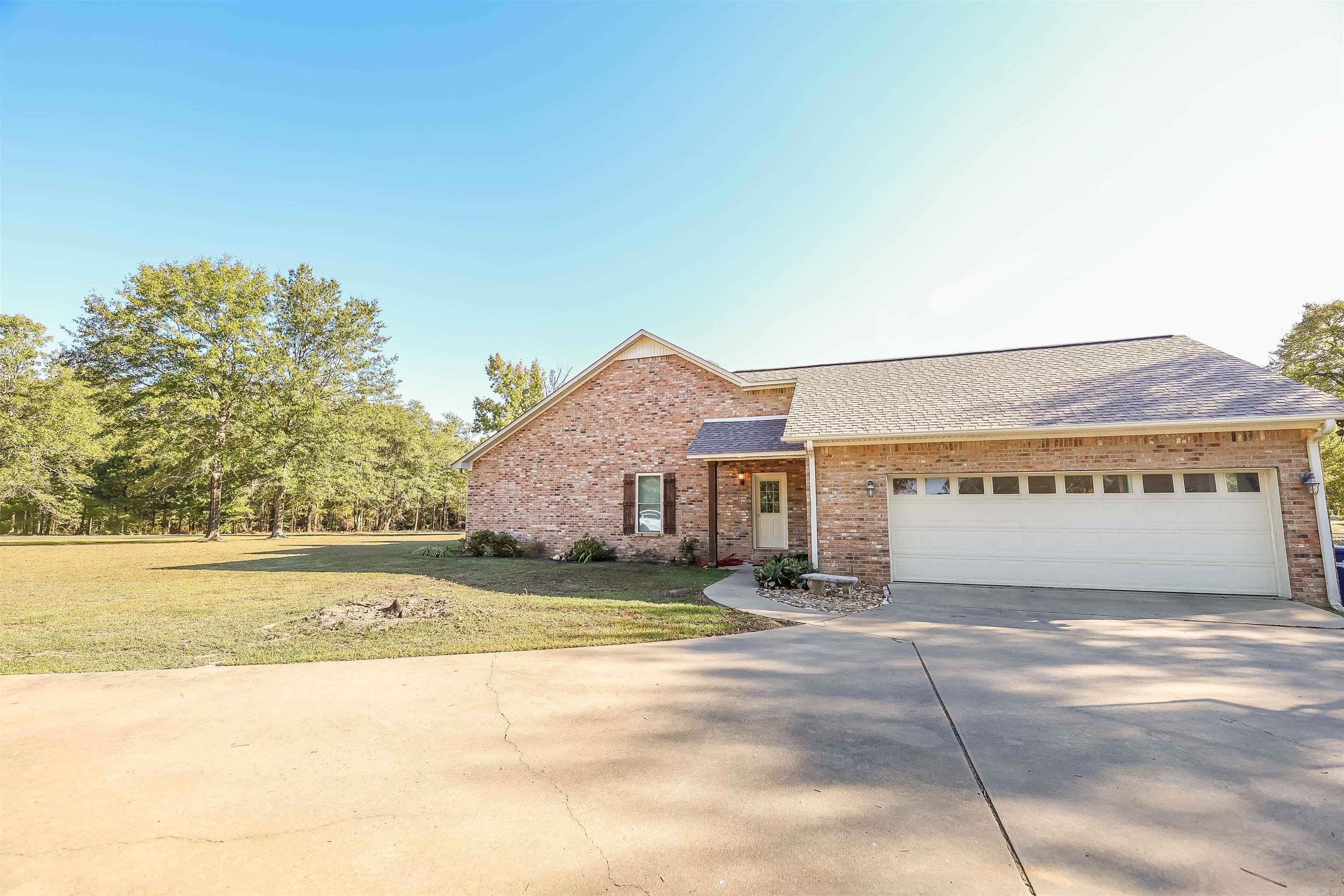 DRY CREEK ESTATES - Residential