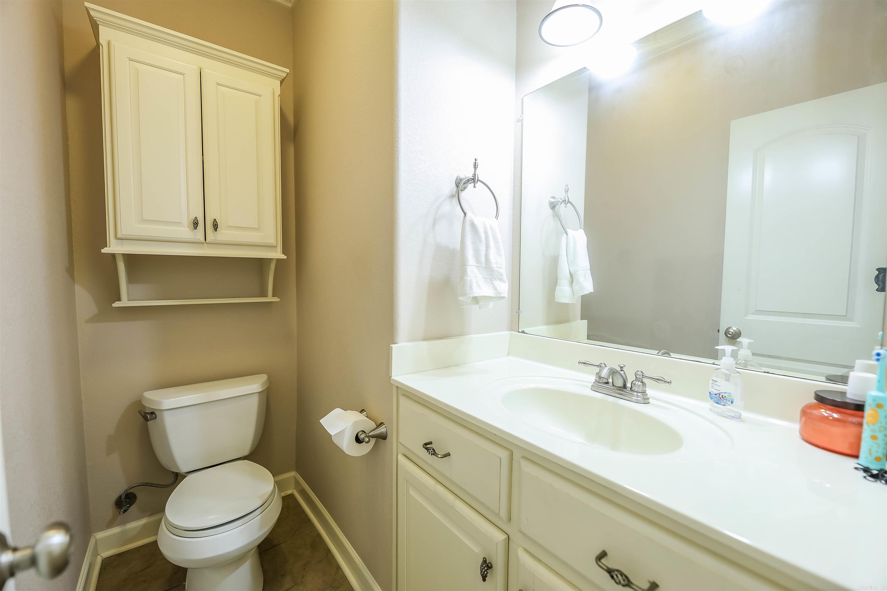 DRY CREEK ESTATES - Residential