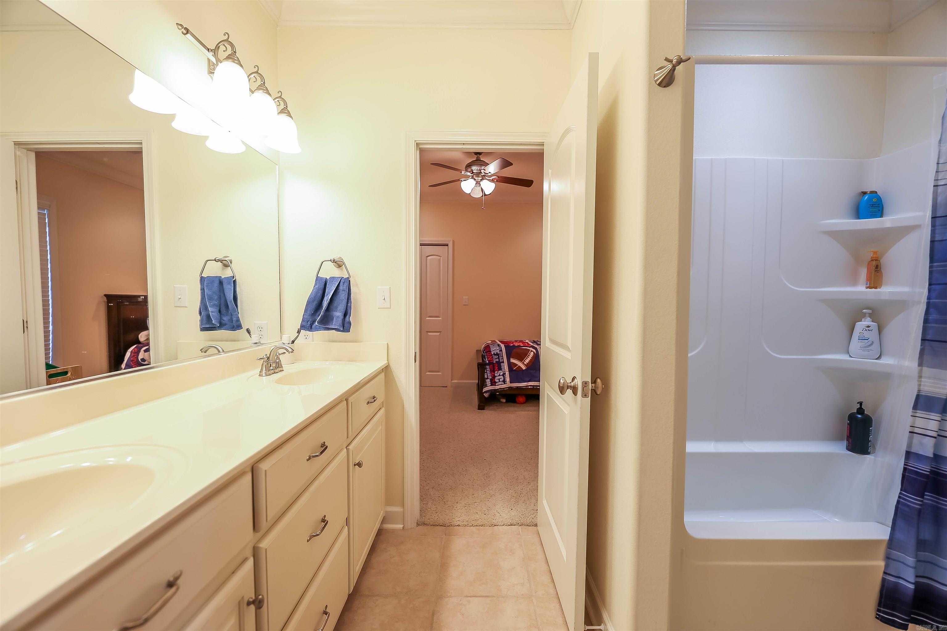 DRY CREEK ESTATES - Residential