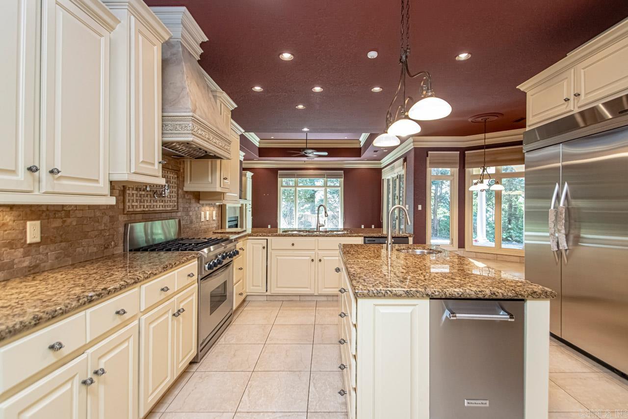 Benton, Arkansas 72019, United States, 3 Bedrooms Bedrooms, ,4 BathroomsBathrooms,Residential,Active,59866