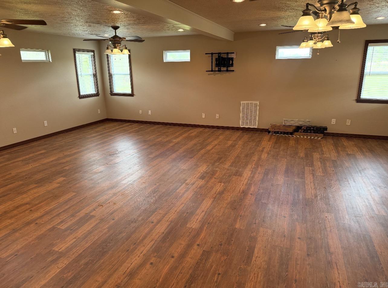 CITY OF CLINTON - Residential