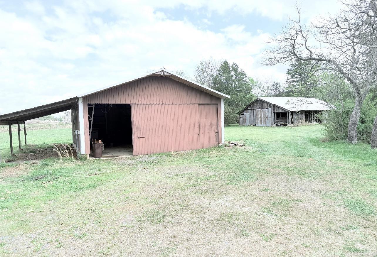 CITY OF CLINTON - Residential