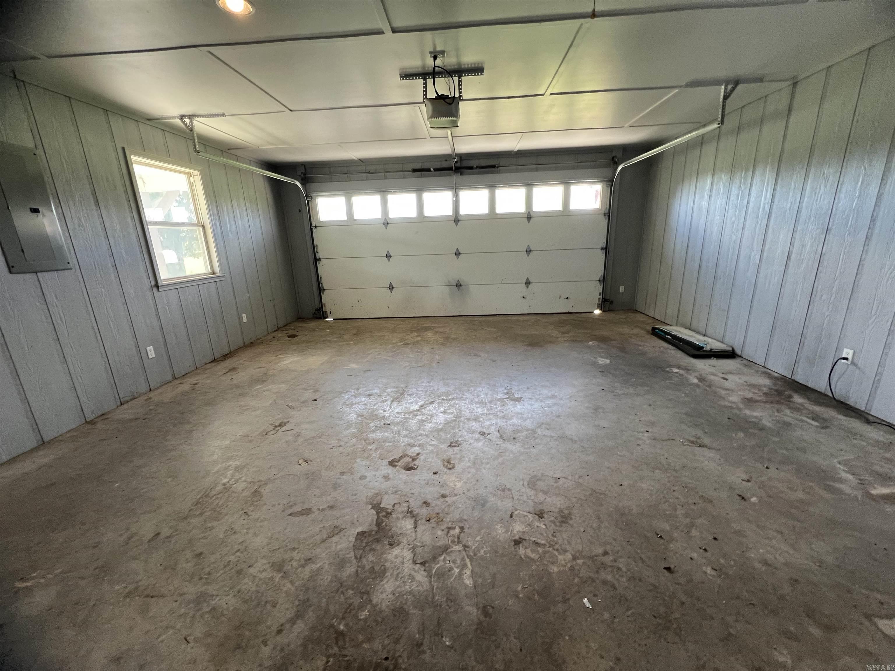 CITY OF CLINTON - Residential