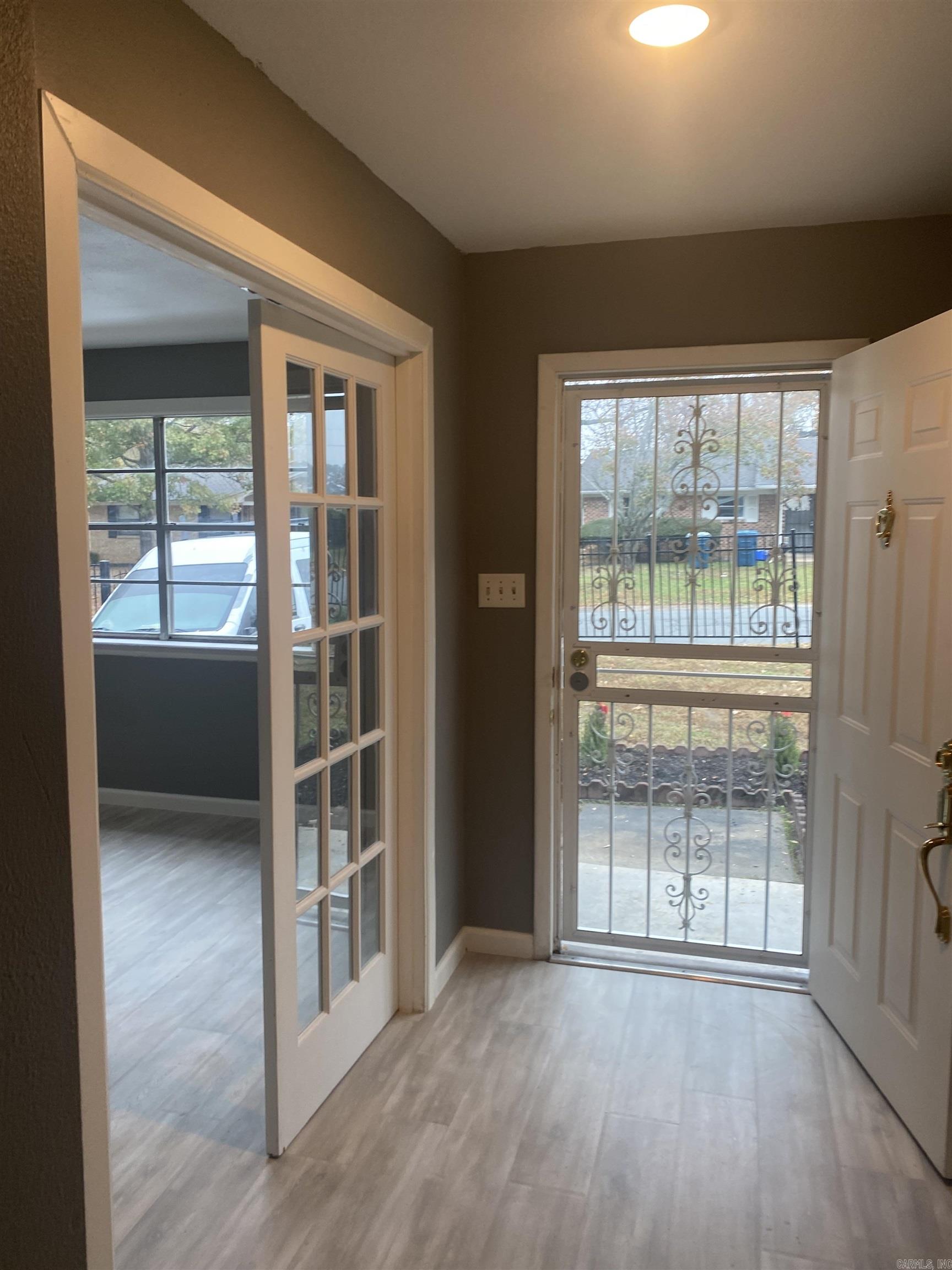 MEADOWCLIFF - Residential