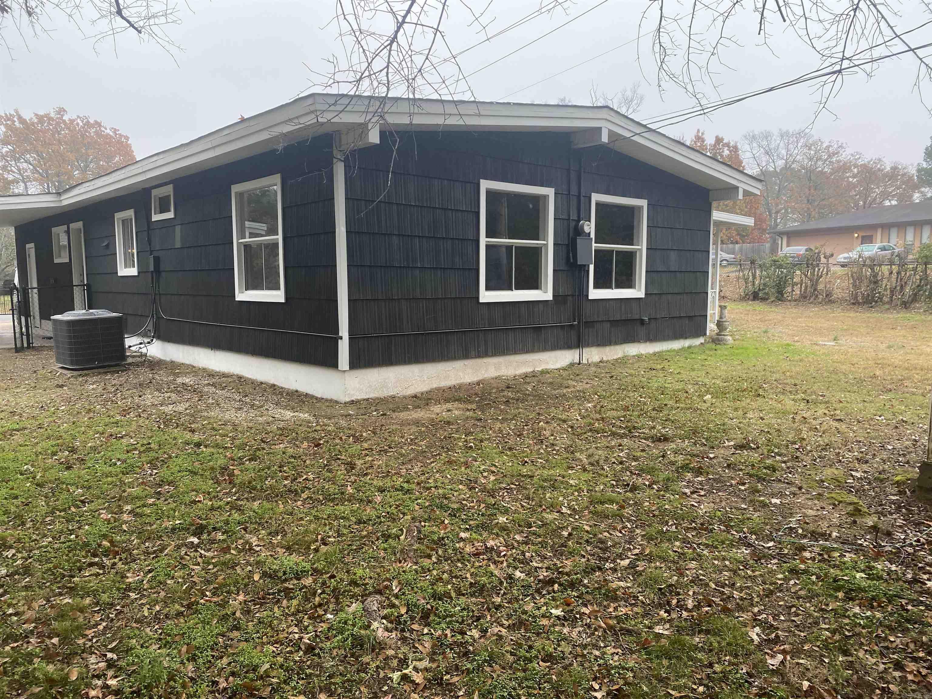 MEADOWCLIFF - Residential