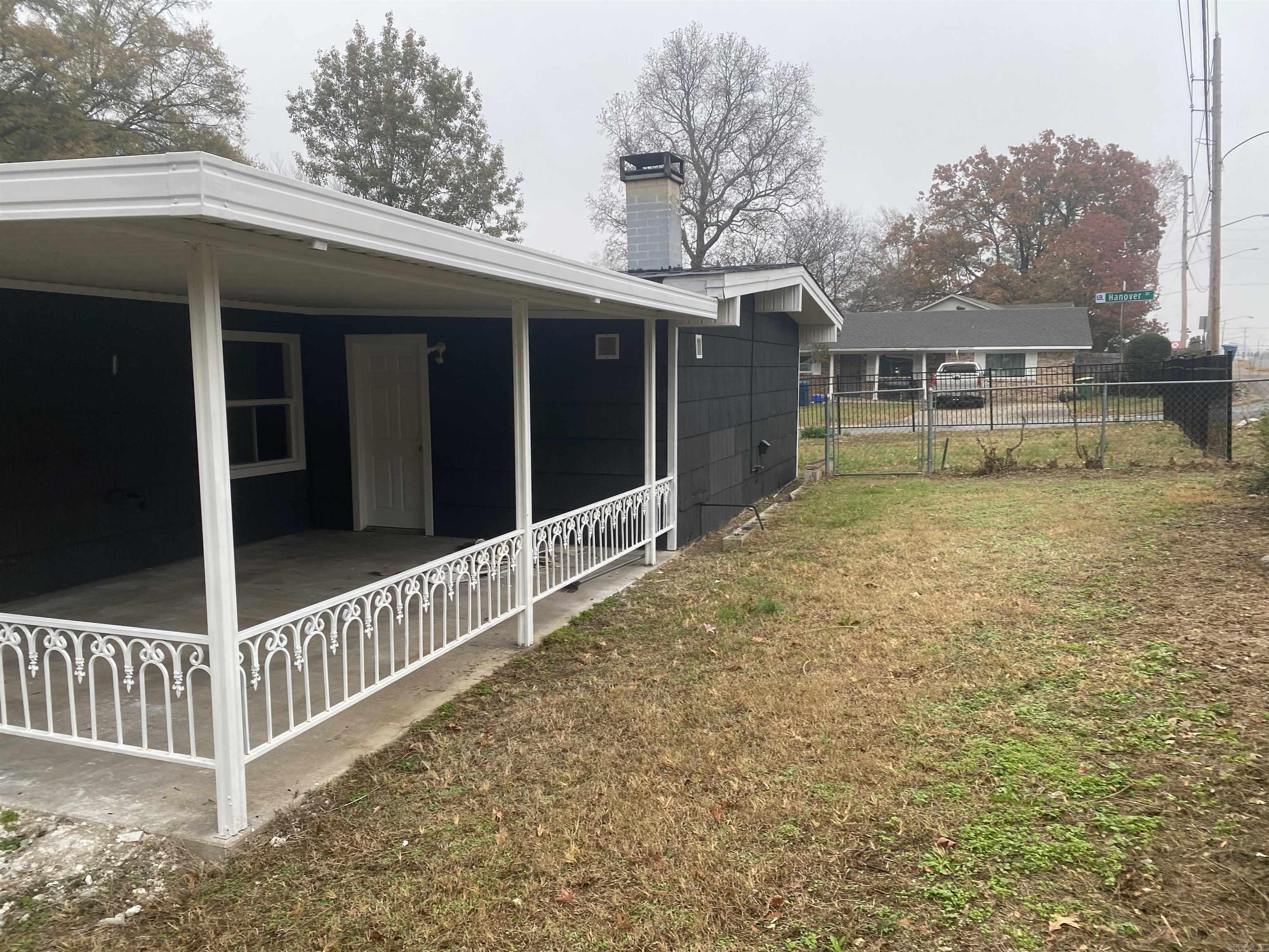 MEADOWCLIFF - Residential
